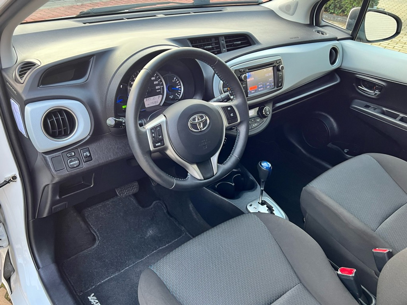 Foto van Toyota Toyota Yaris Hybrid
