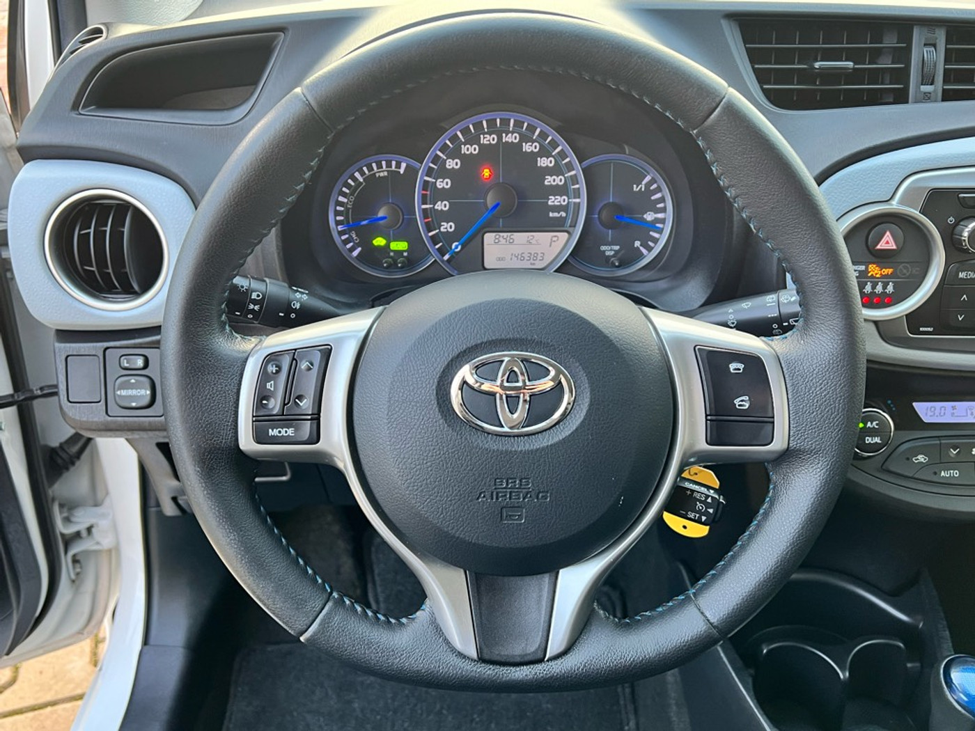 Foto van Toyota Toyota Yaris Hybrid