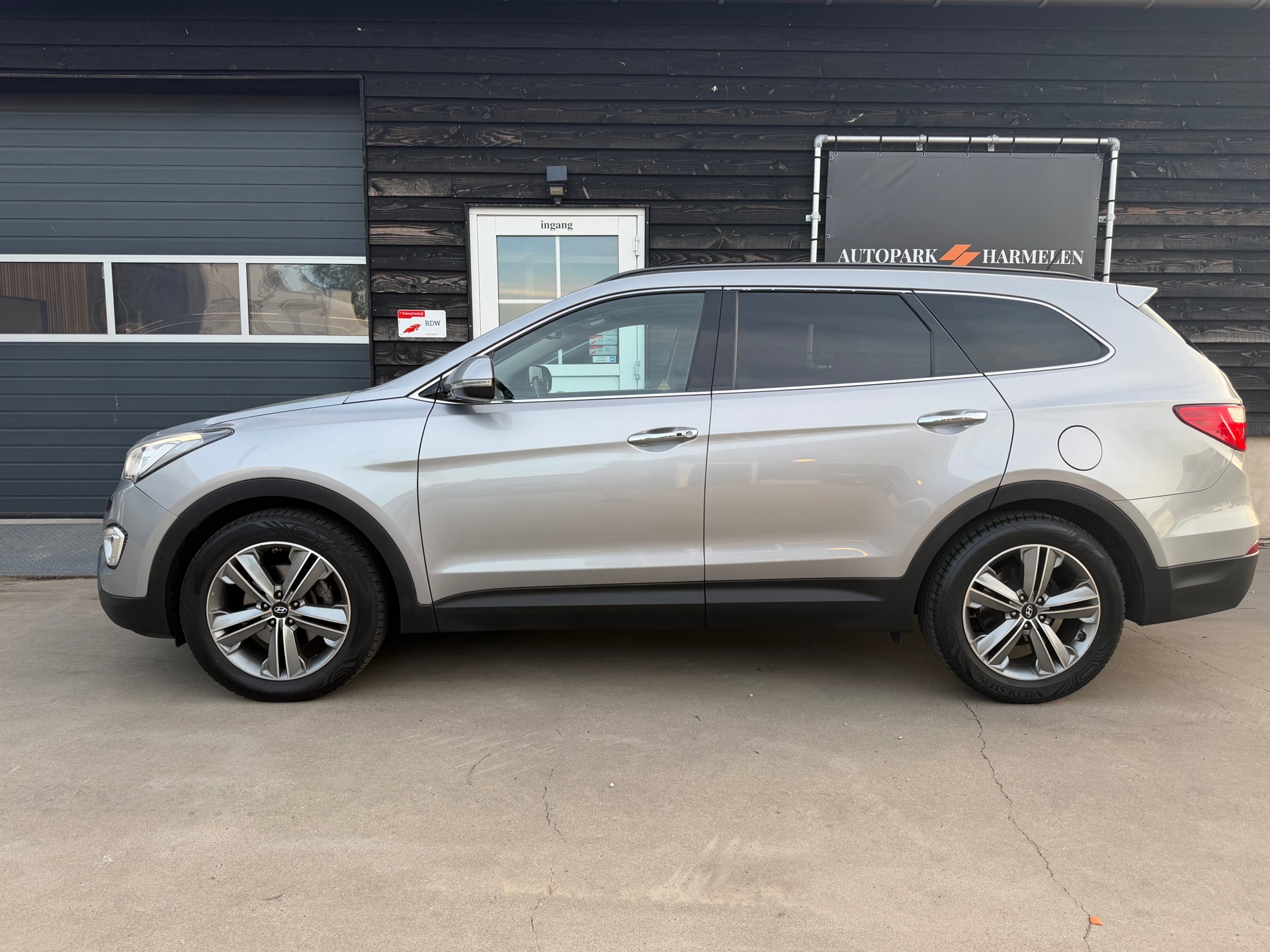 Foto van Hyundai Grand Santa Fe