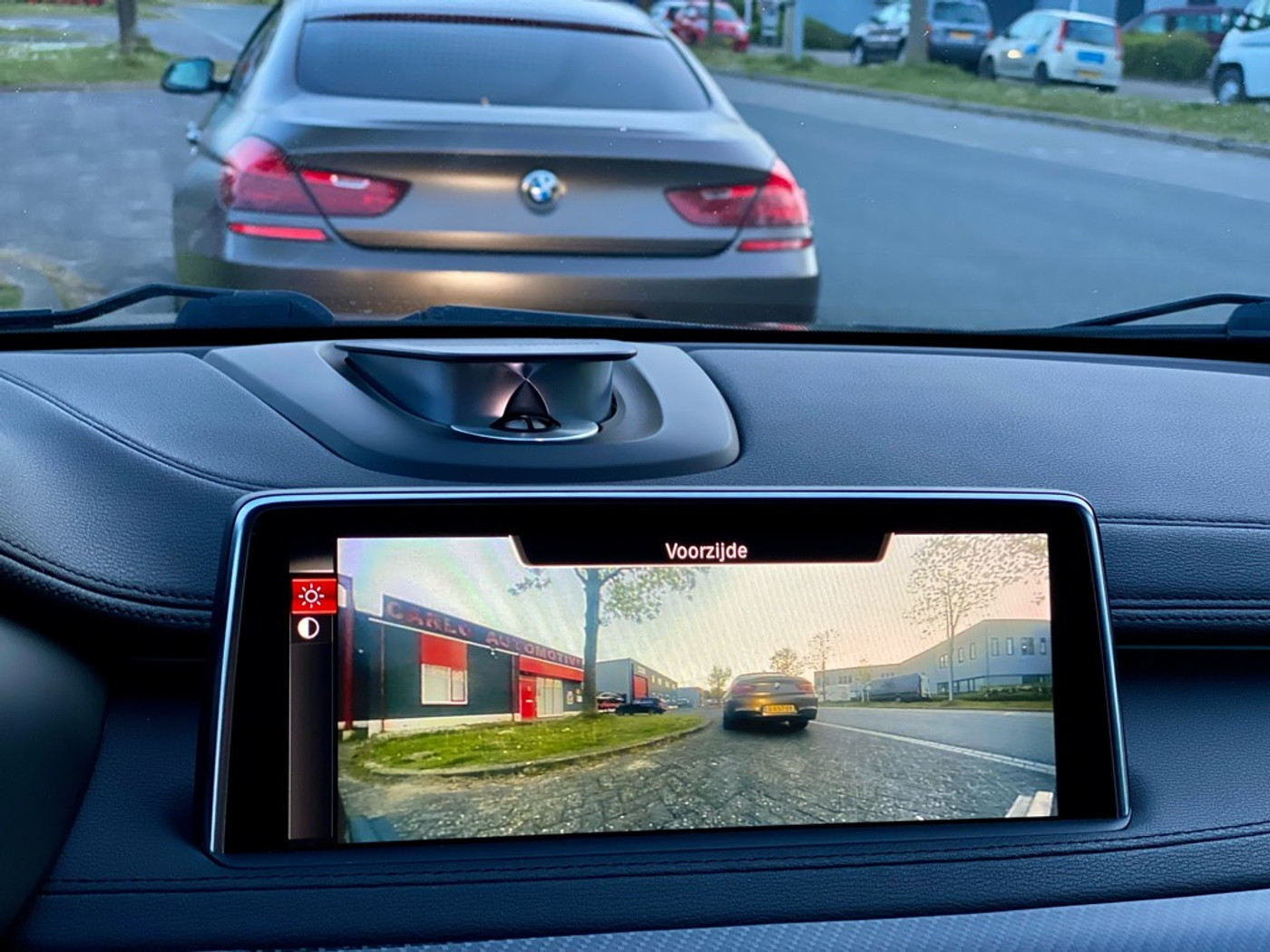 Foto van BMW X6 M50d