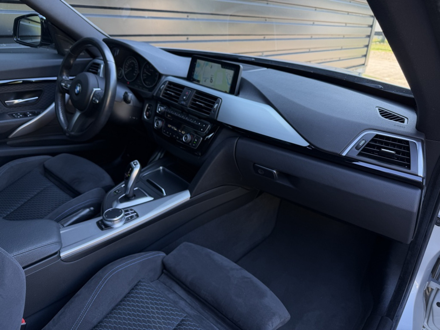 Foto van BMW 330i xDrive