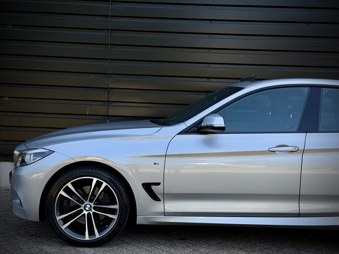Foto van BMW 330i xDrive