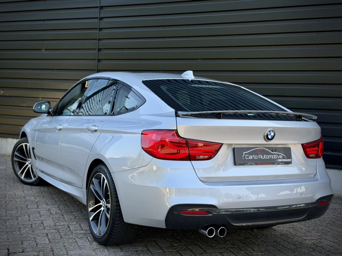 Foto van BMW 330i xDrive