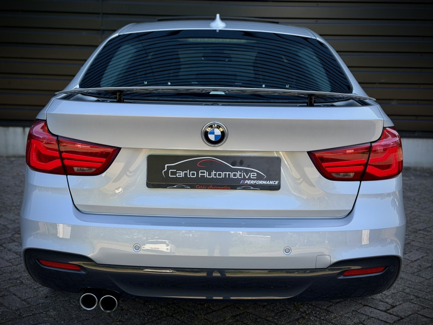 Foto van BMW 330i xDrive