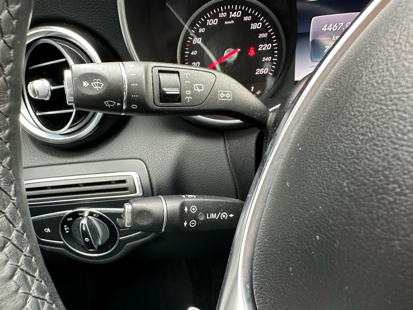 Foto van Mercedes-Benz C 200
