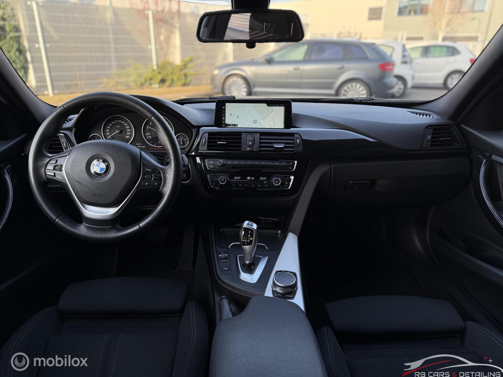 Foto van BMW 318i