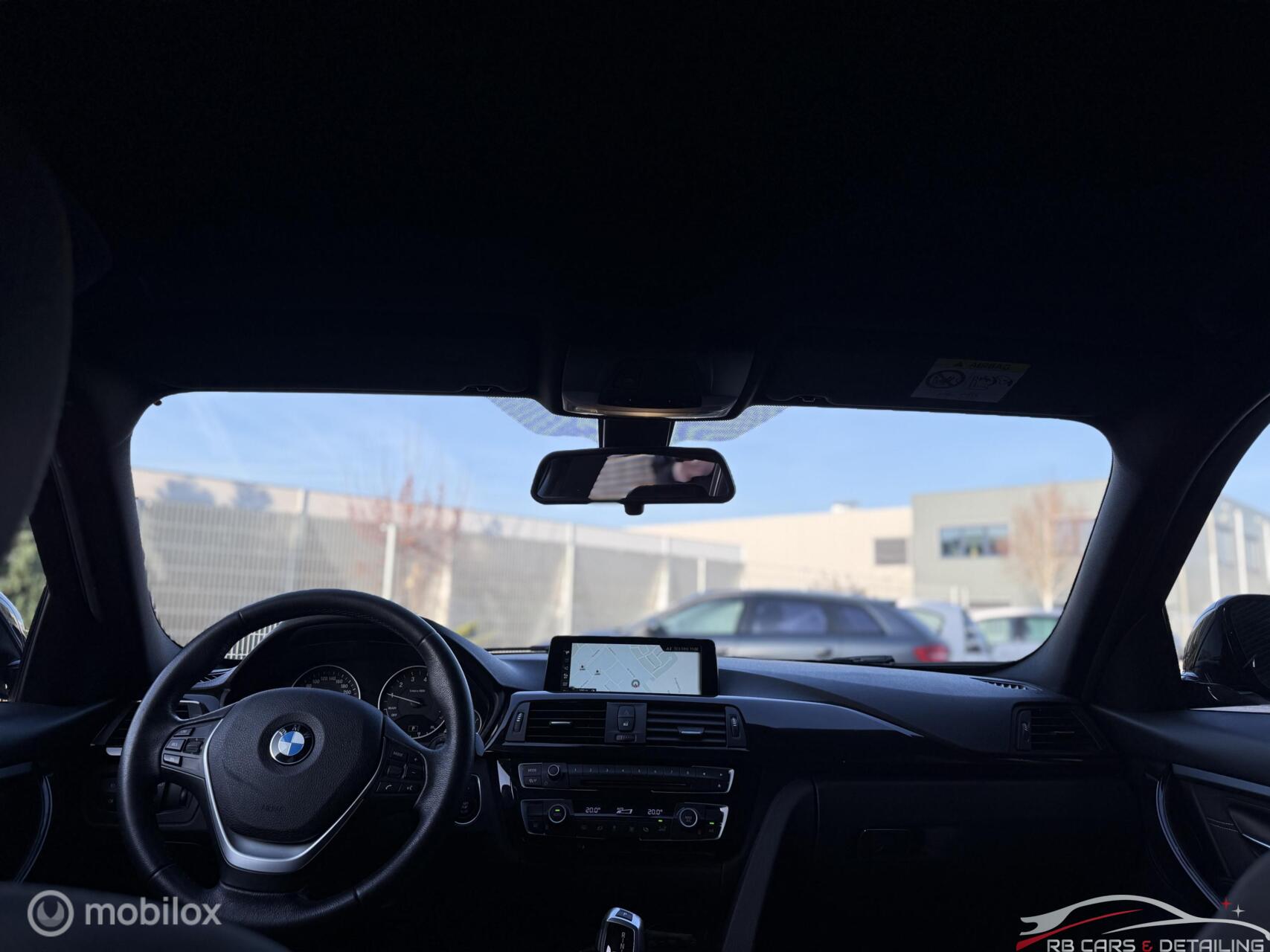 Foto van BMW 318i