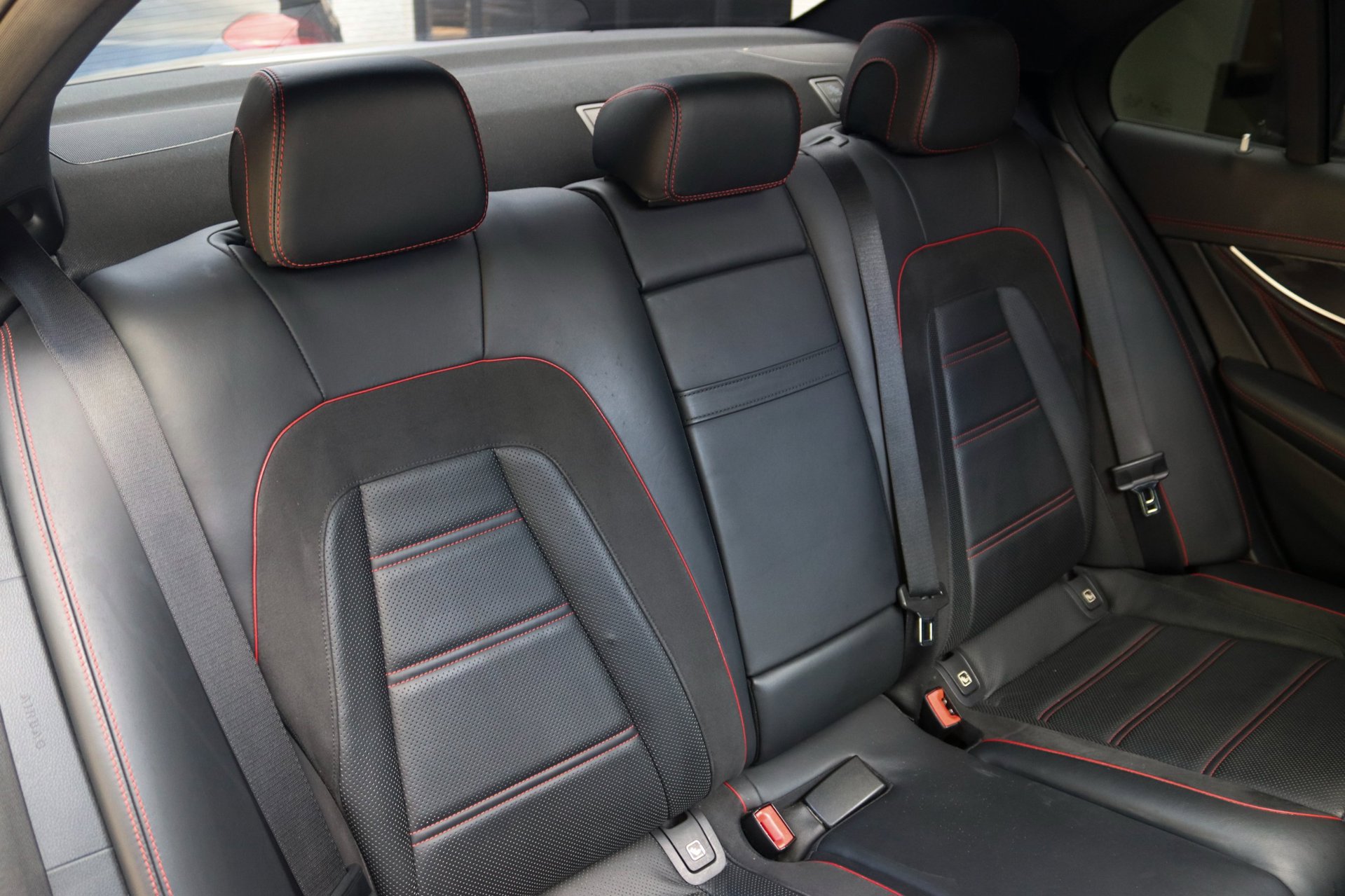 Foto van Mercedes-Benz AMG E 43 4Matic