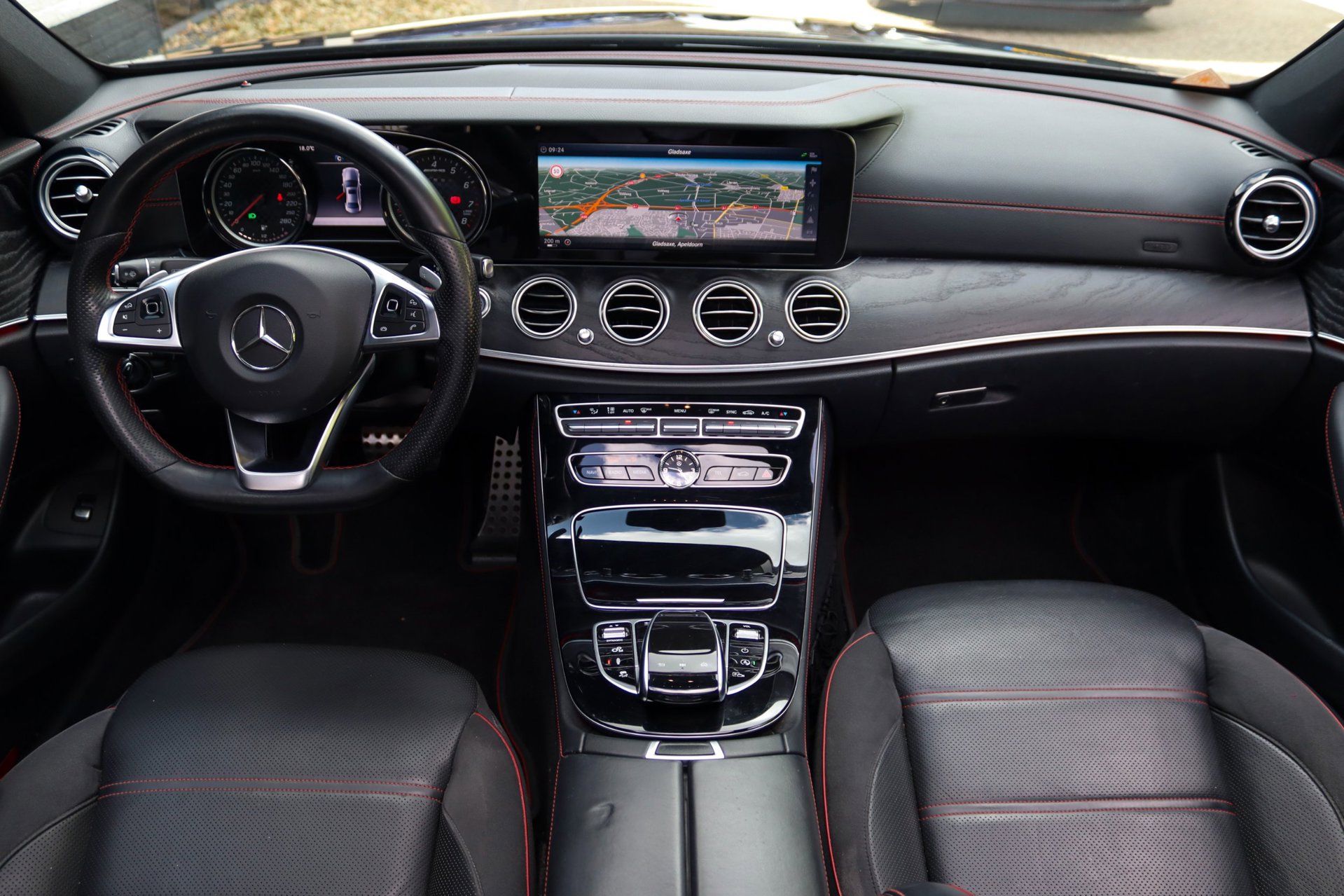 Foto van Mercedes-Benz AMG E 43 4Matic