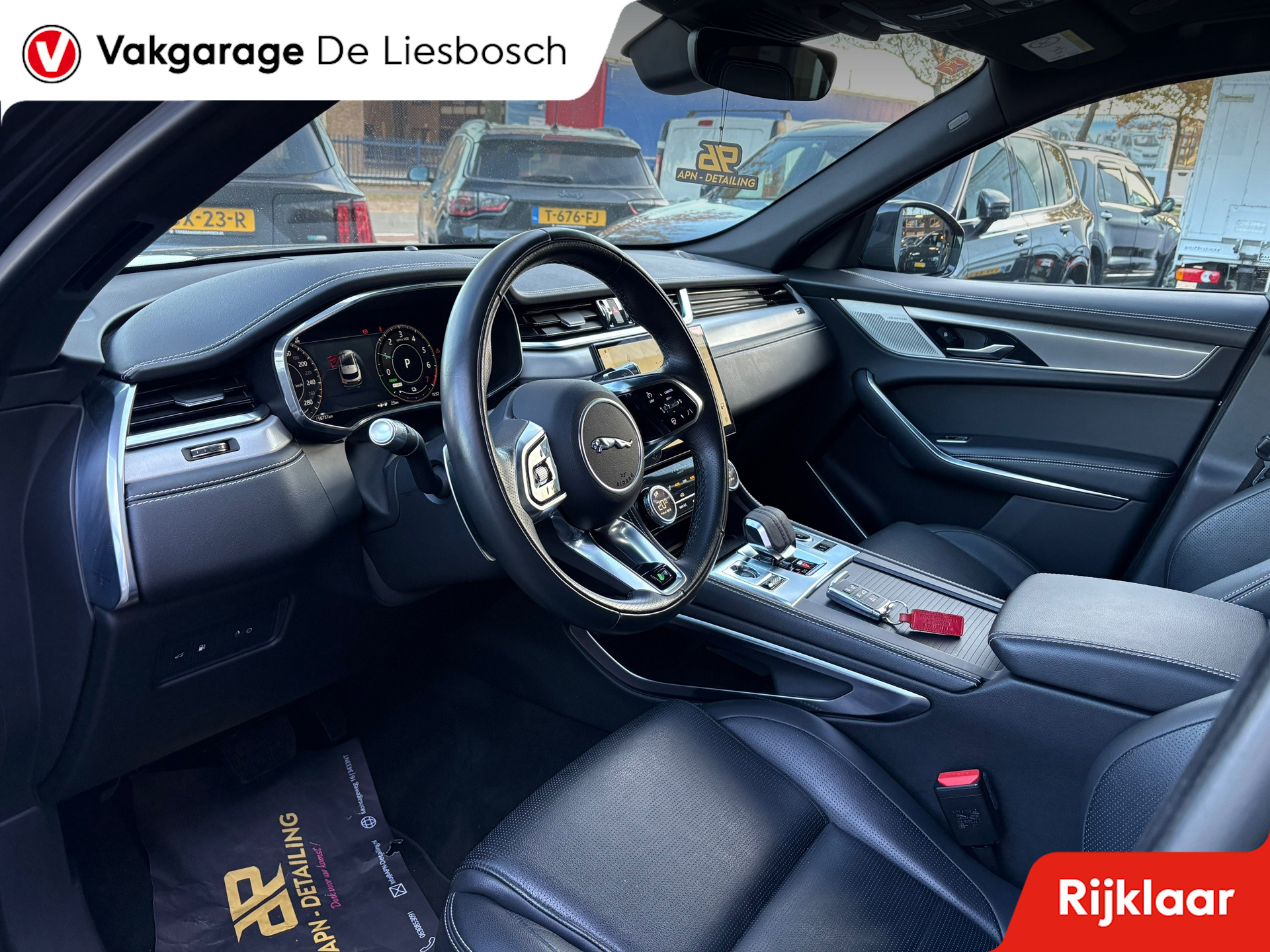 Foto van Jaguar Jaguar F-pace