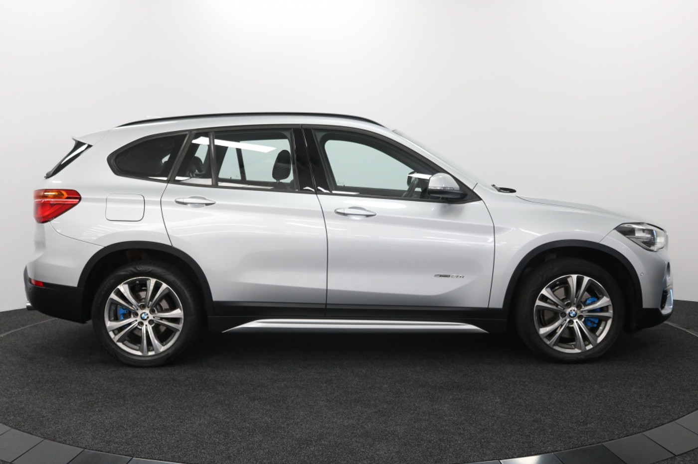 Foto van BMW X1 Sdrive20i