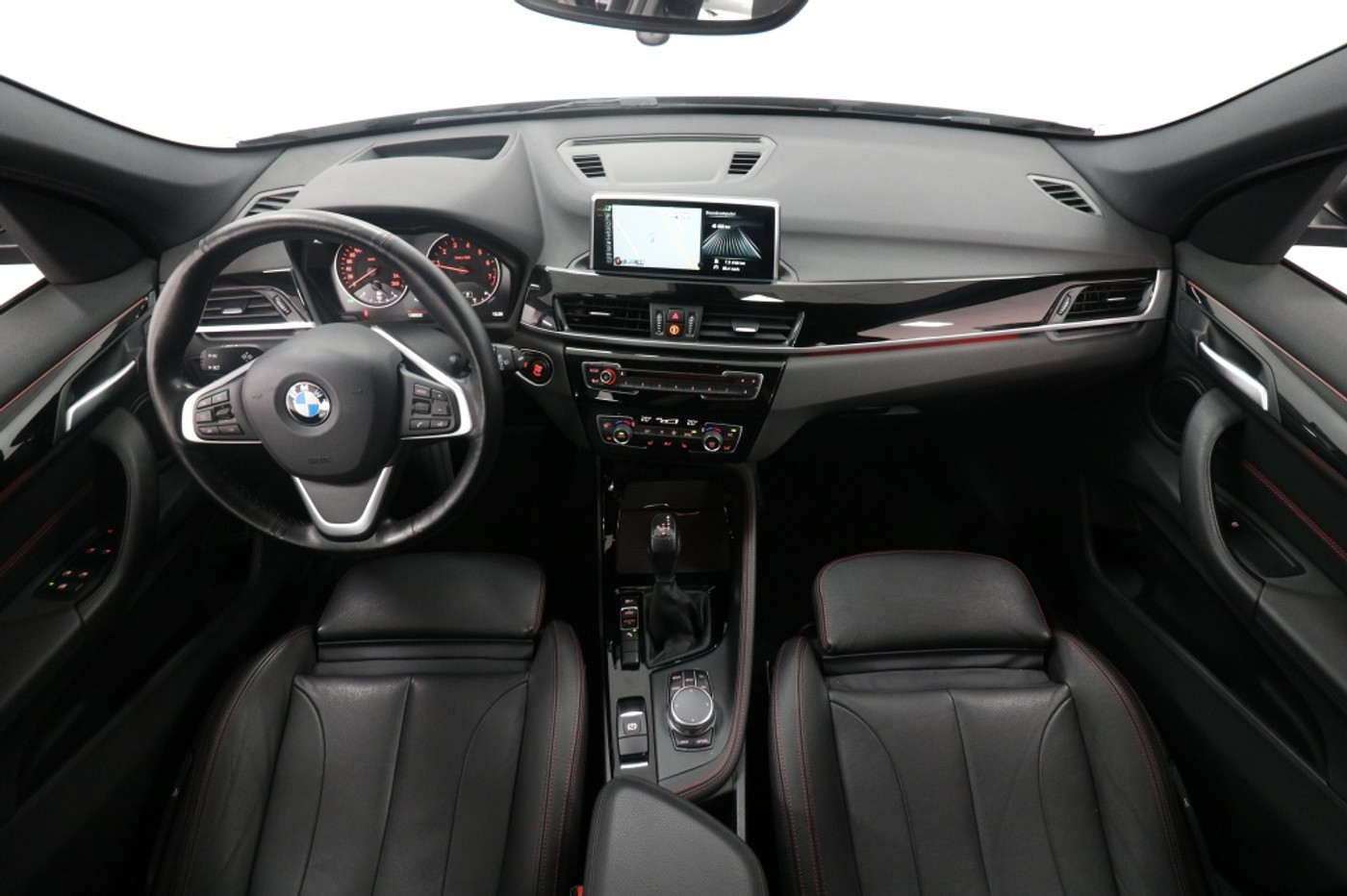 Foto van BMW X1 Sdrive20i