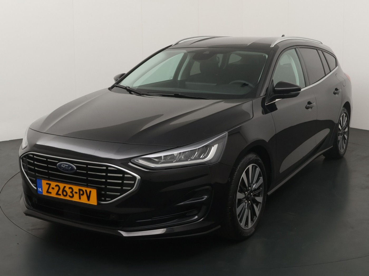 Ford Focus 1.0 EBH Titanium X 2024 - voorkant