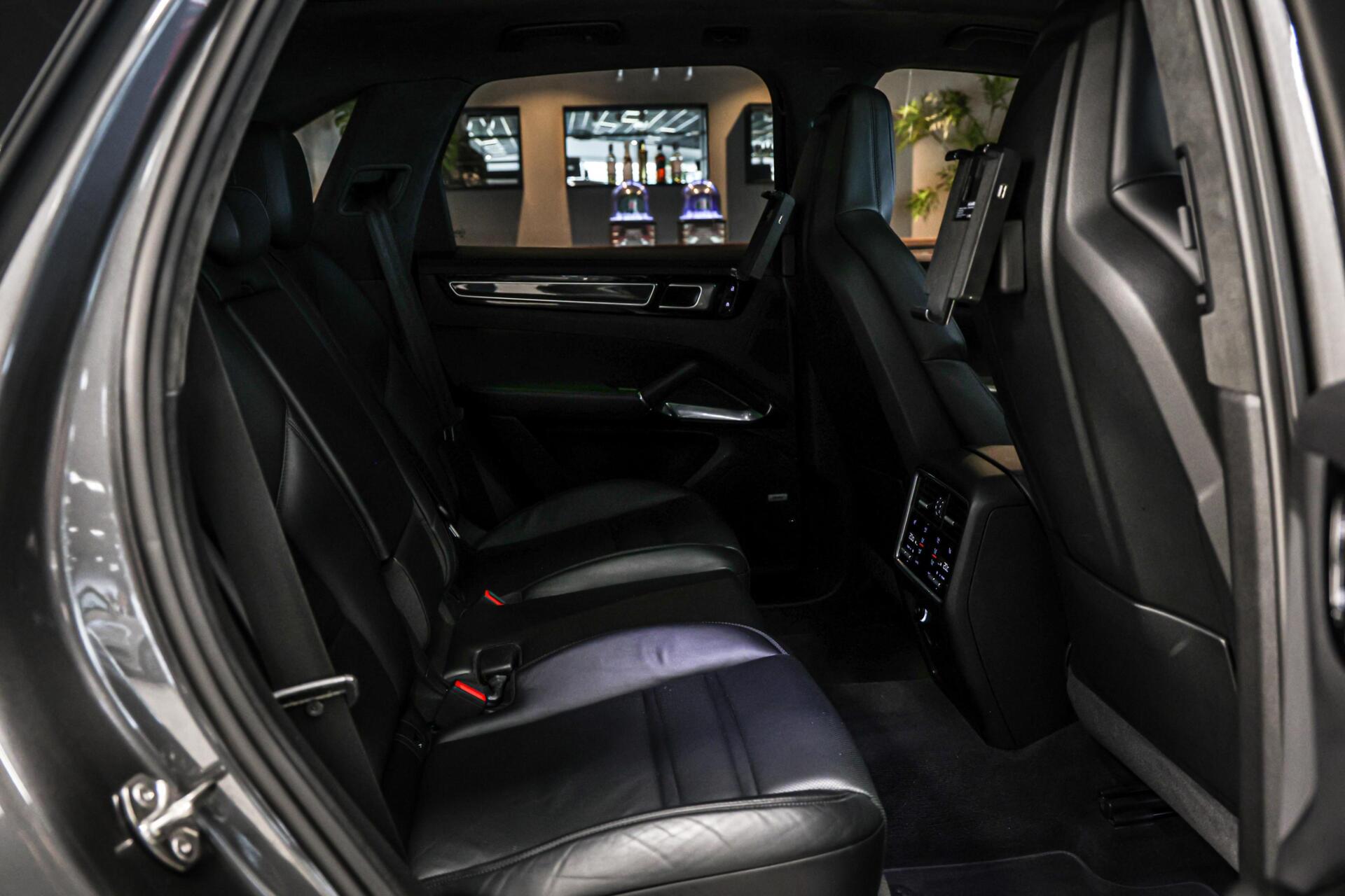 Foto van Porsche Cayenne Turbo