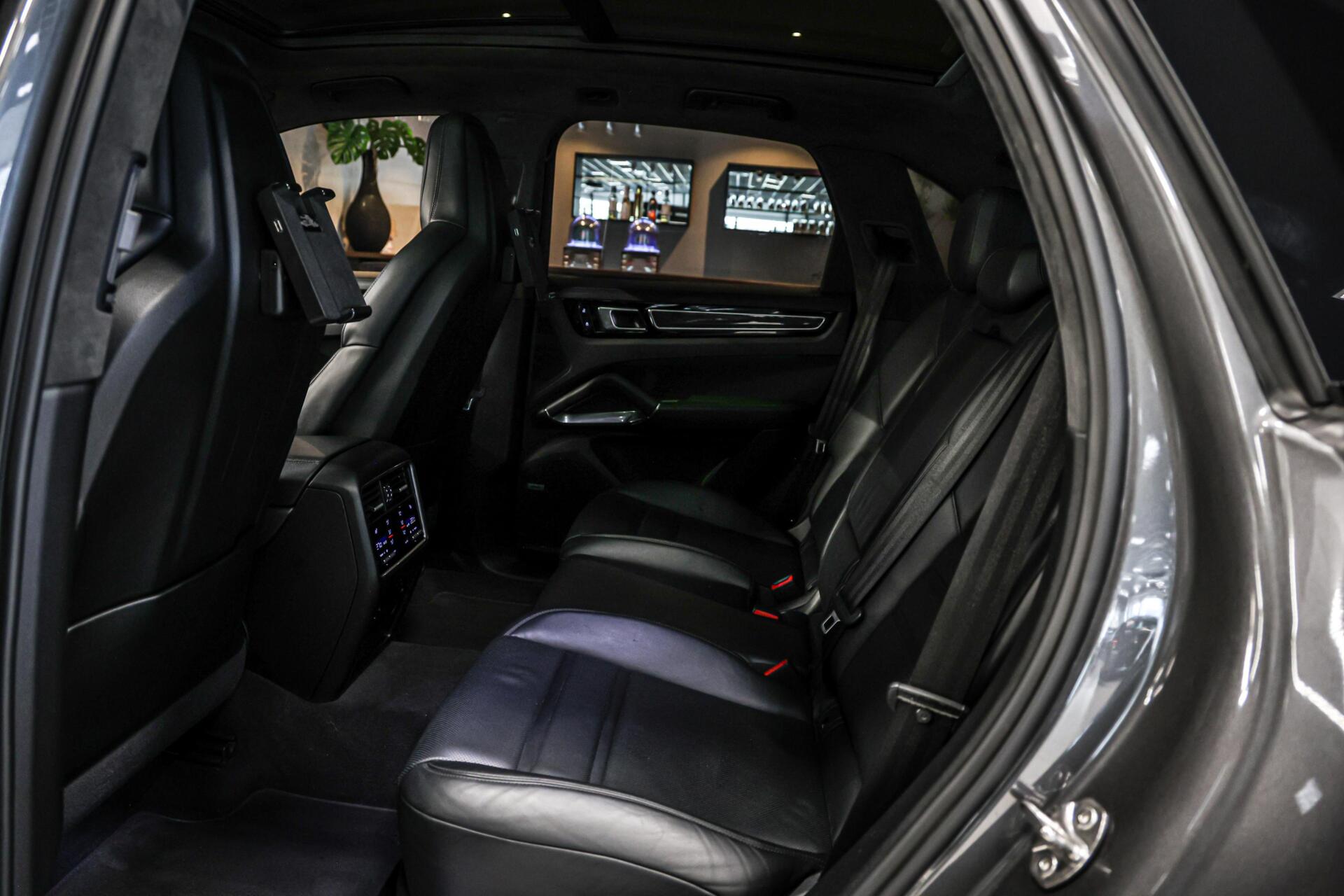 Foto van Porsche Cayenne Turbo