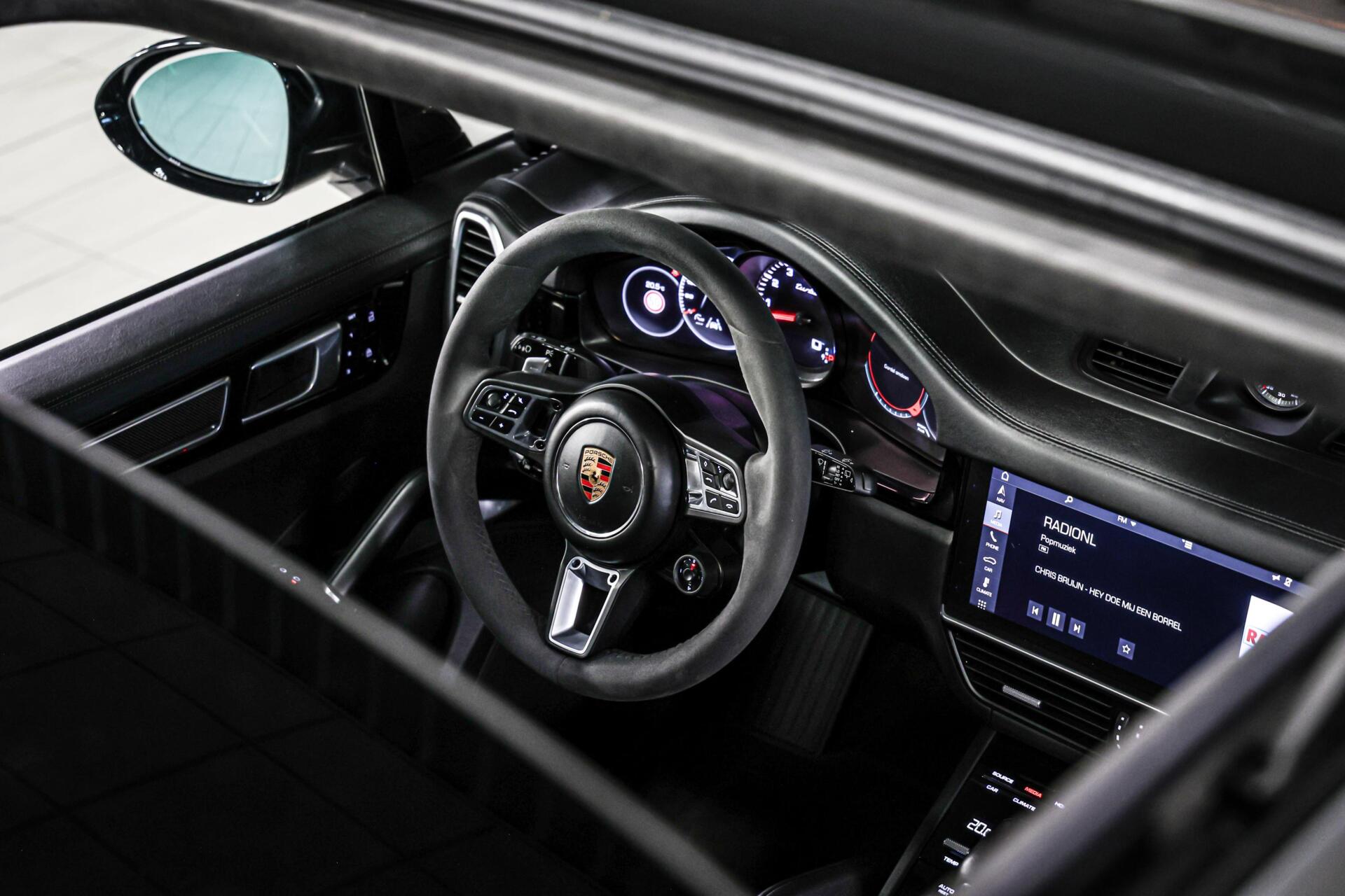 Foto van Porsche Cayenne Turbo