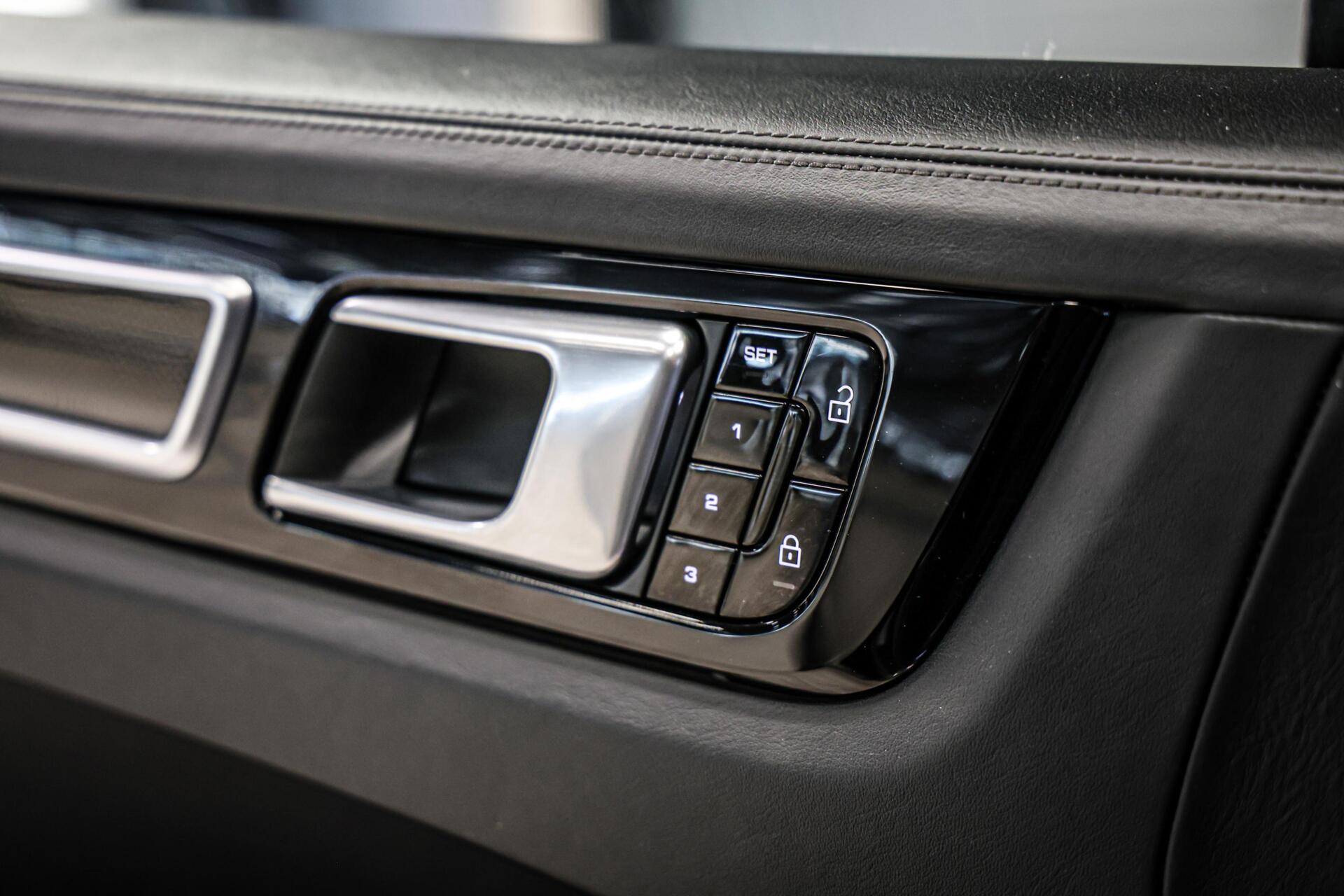 Foto van Porsche Cayenne Turbo