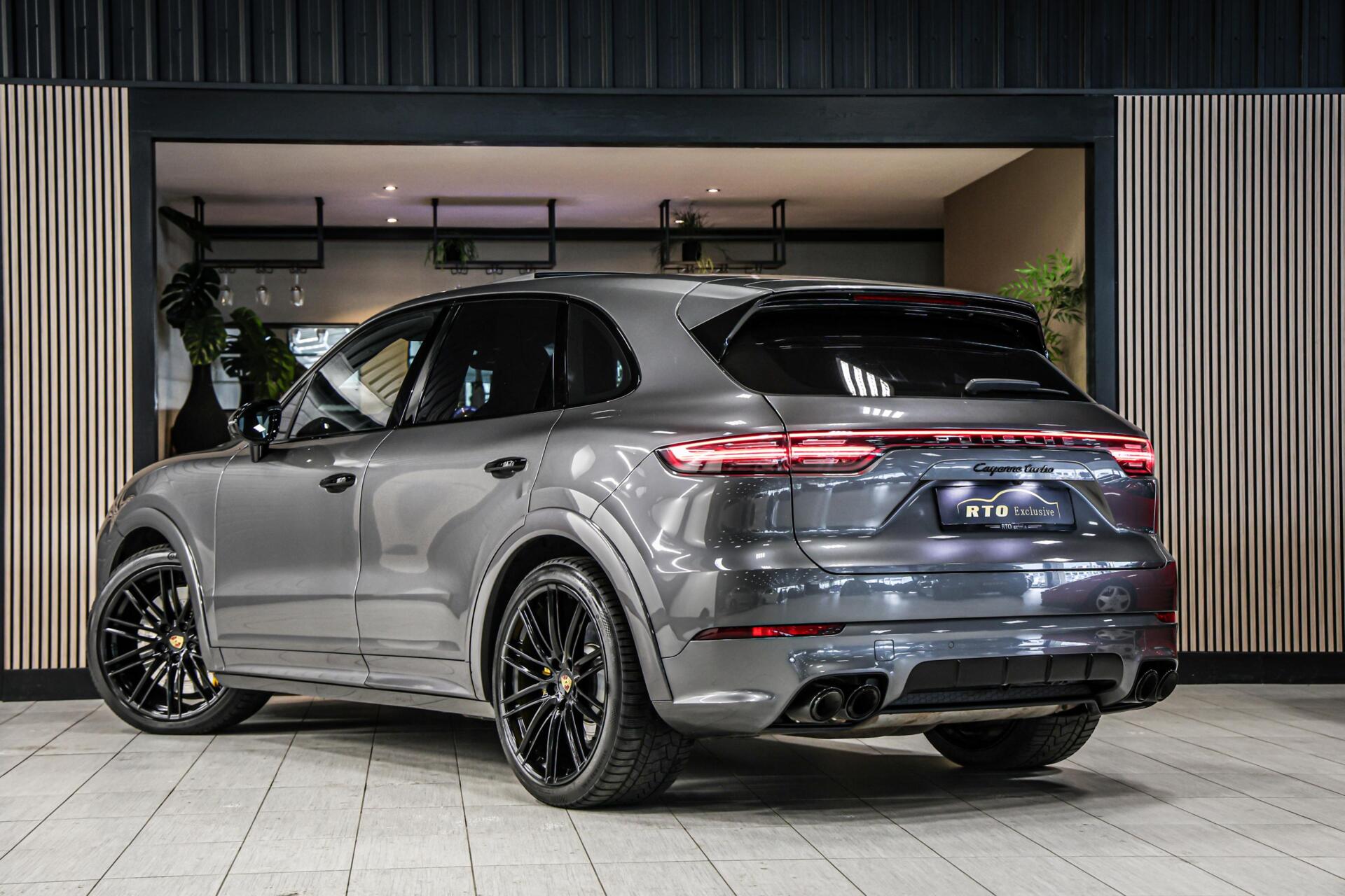 Foto van Porsche Cayenne Turbo