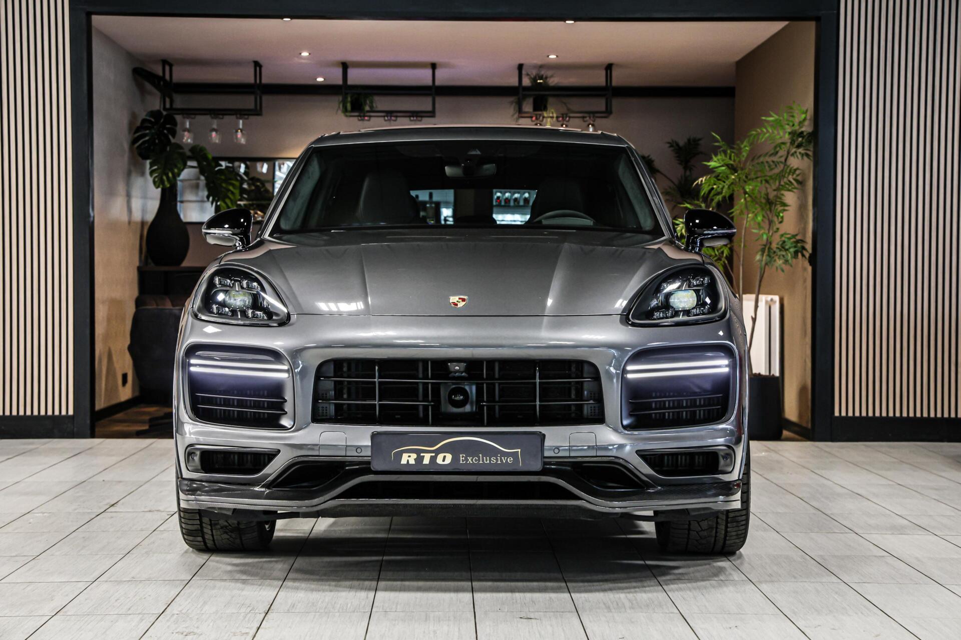Foto van Porsche Cayenne Turbo