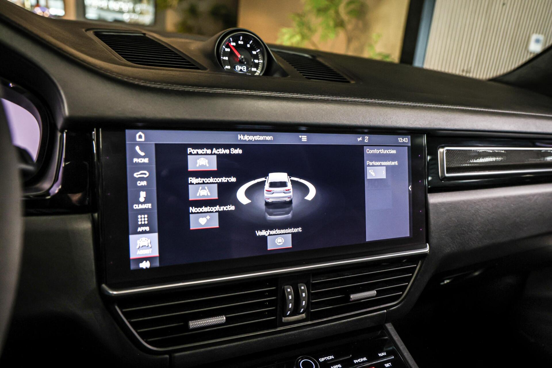 Foto van Porsche Cayenne Turbo