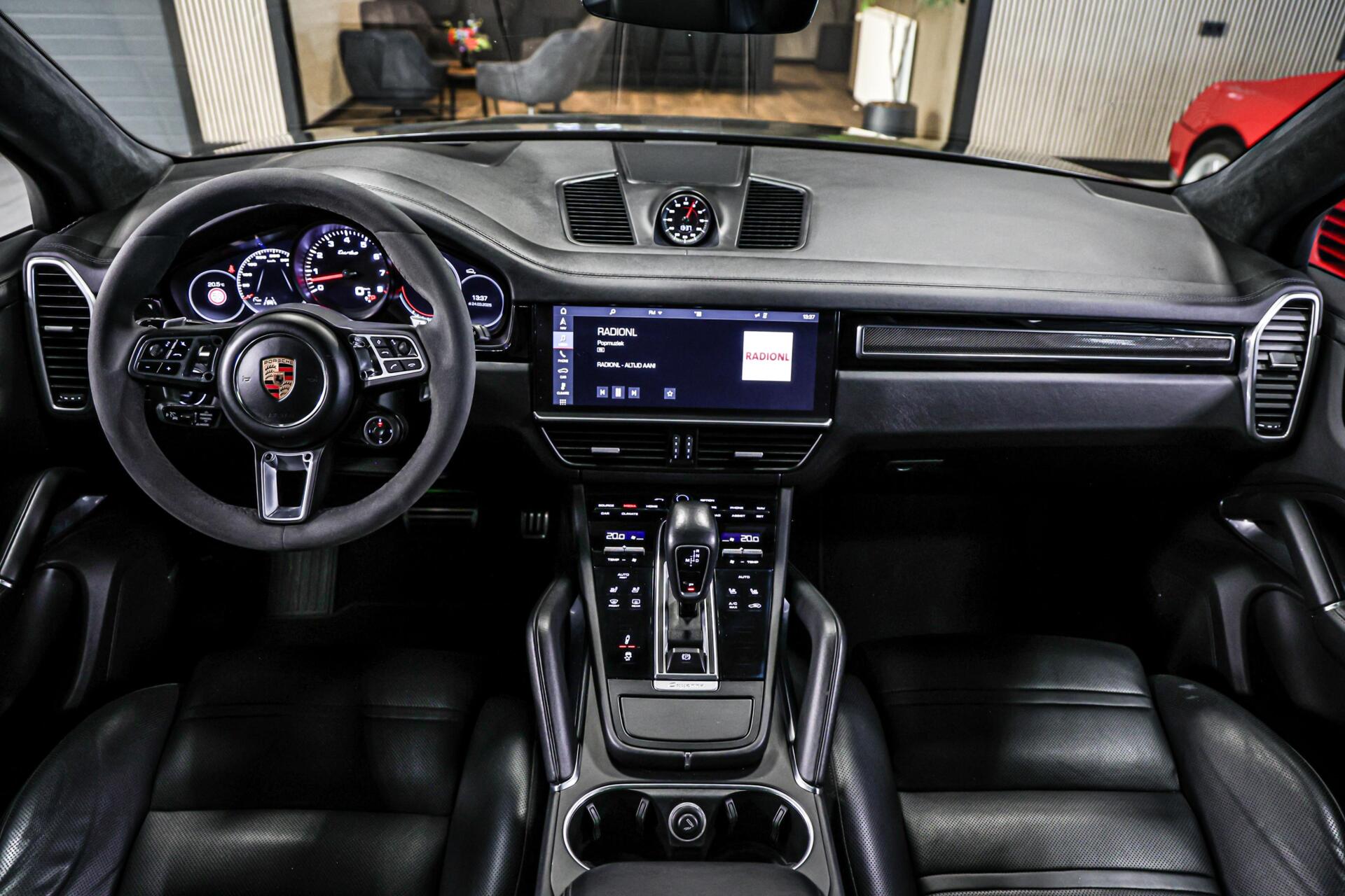 Foto van Porsche Cayenne Turbo