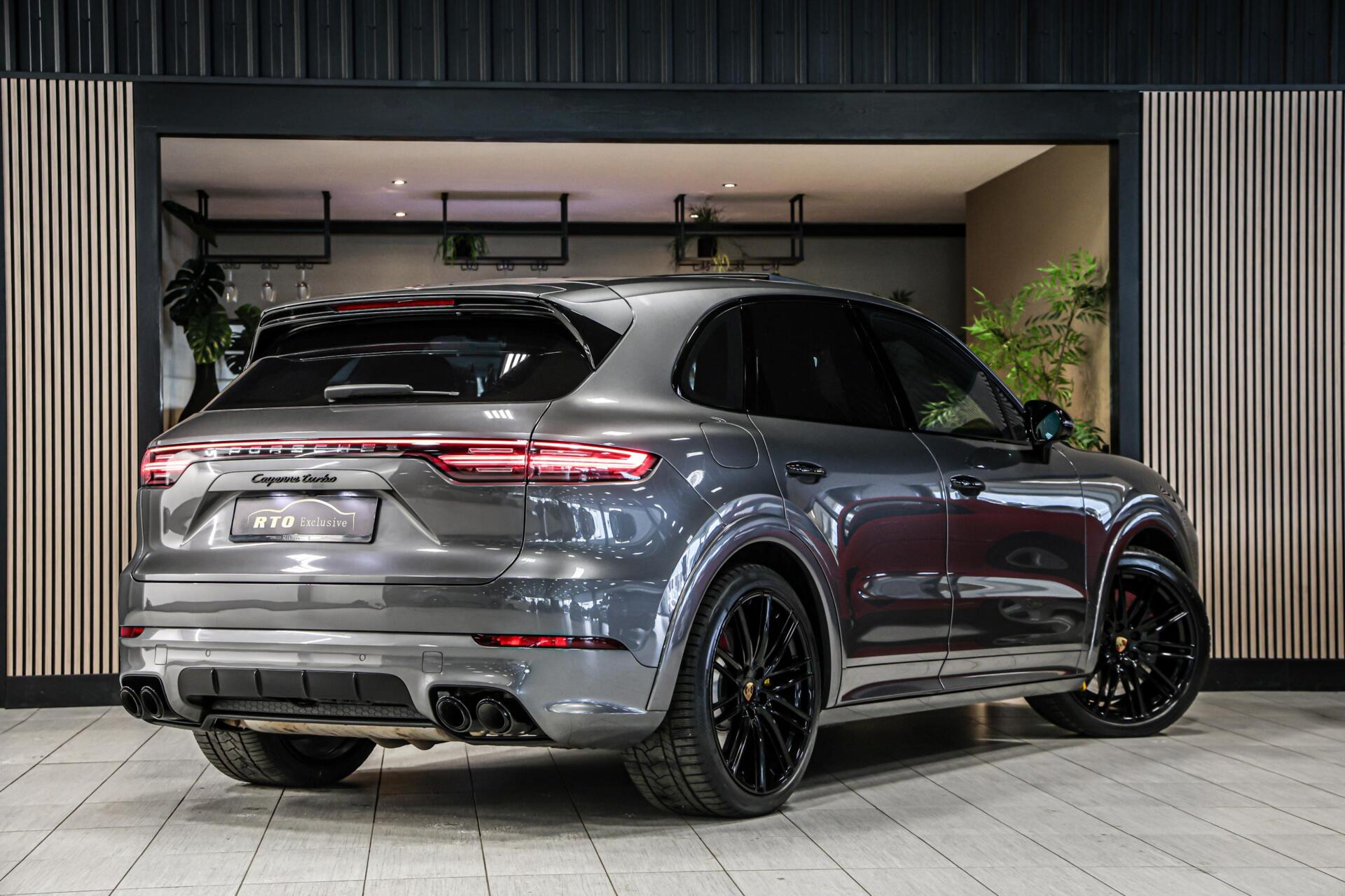 Foto van Porsche Cayenne Turbo