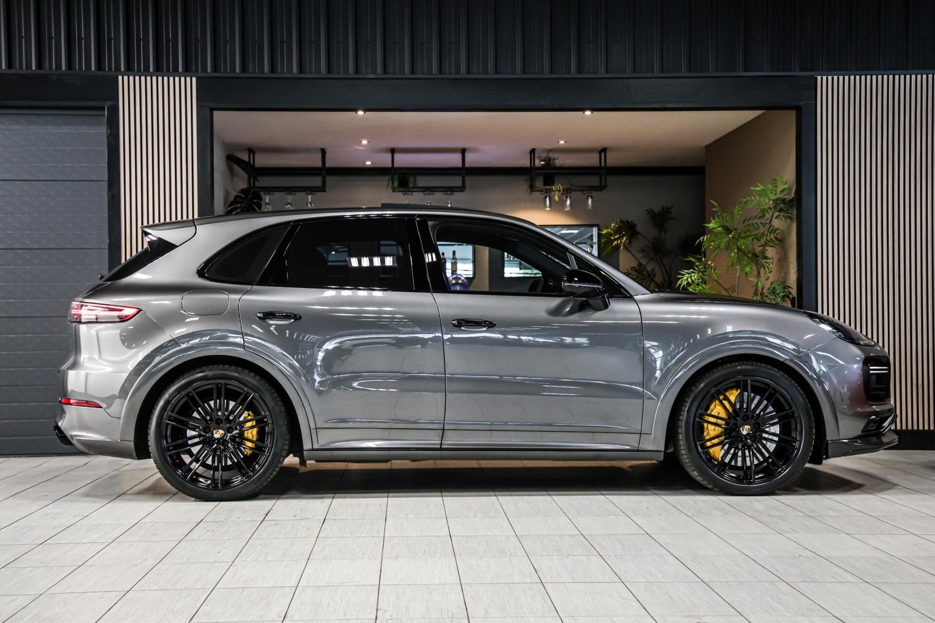 Foto van Porsche Cayenne Turbo