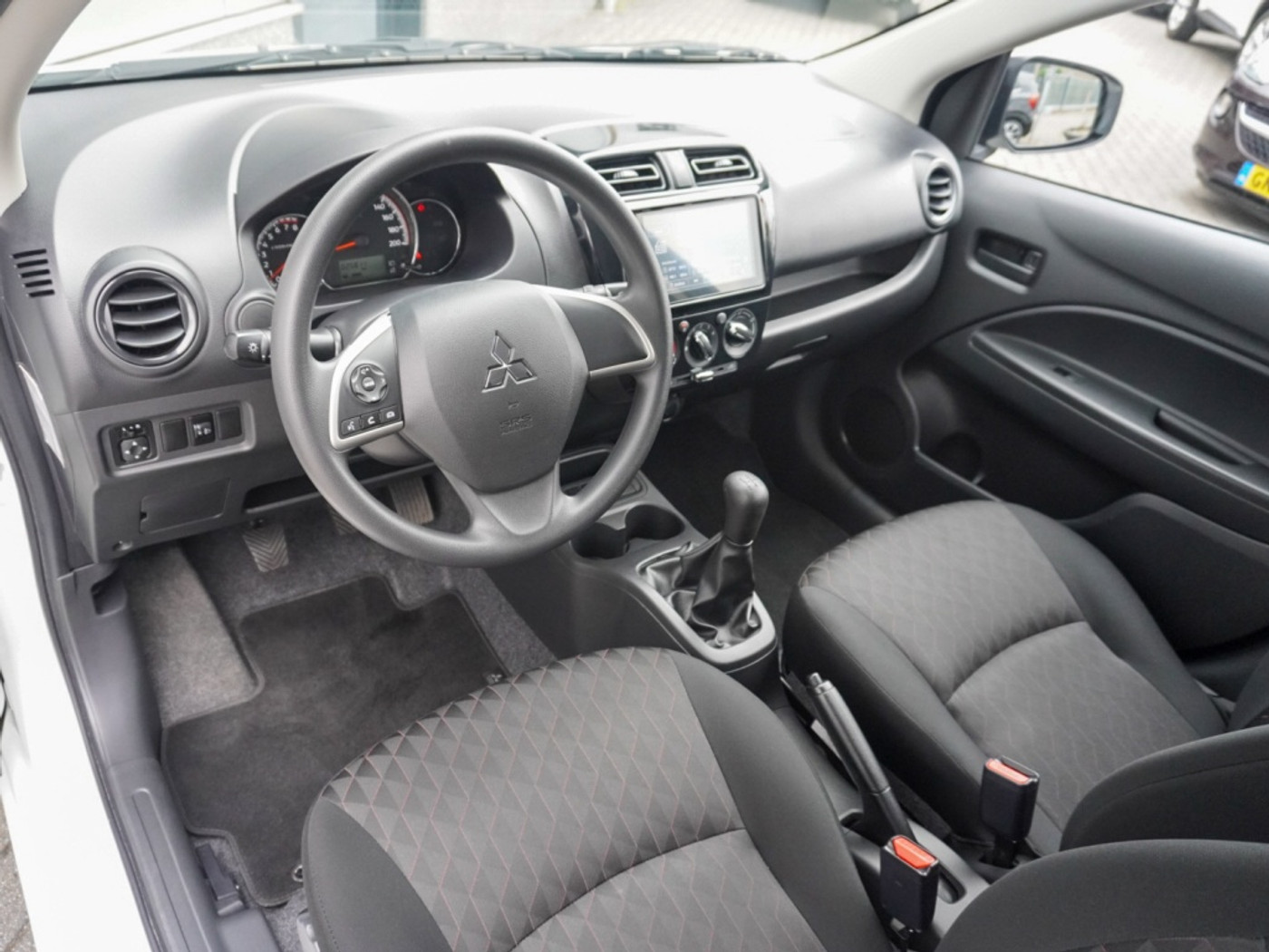 Foto van Mitsubishi Mitsubishi Space Star