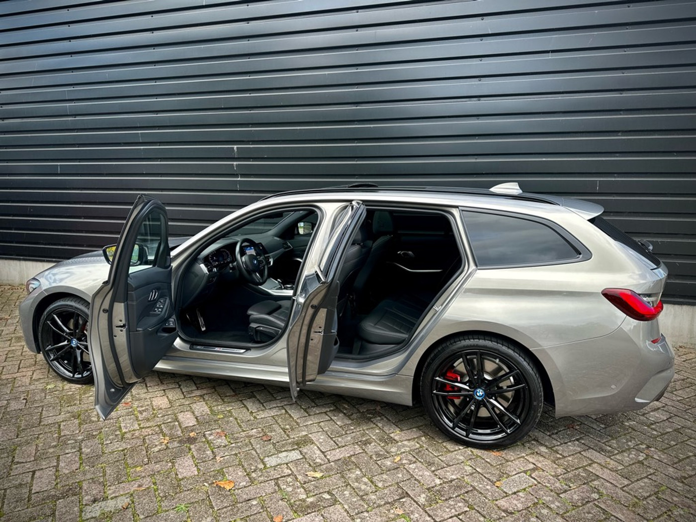 Foto van BMW 330e