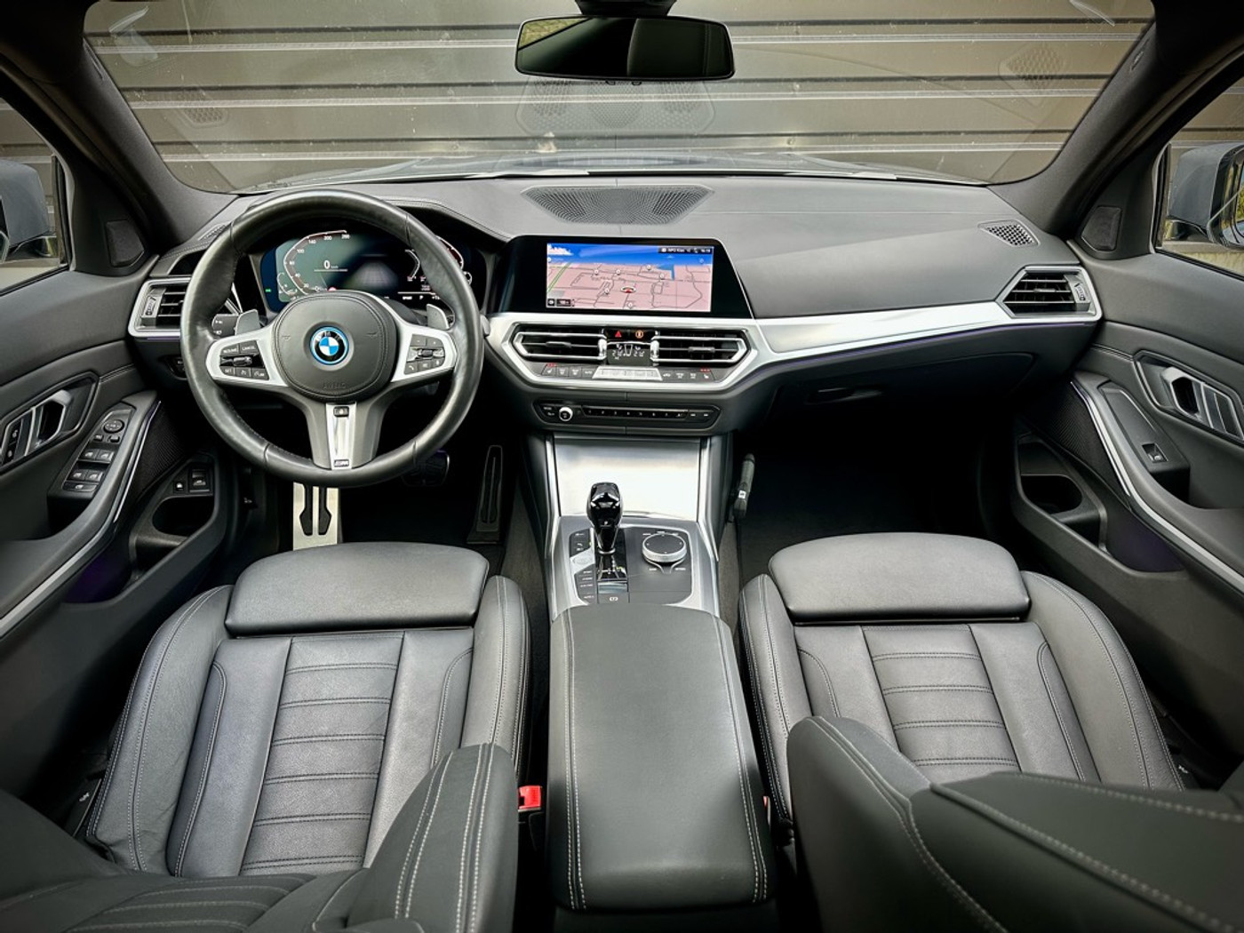 Foto van BMW 330e