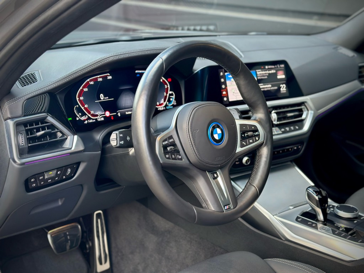 Foto van BMW 330e