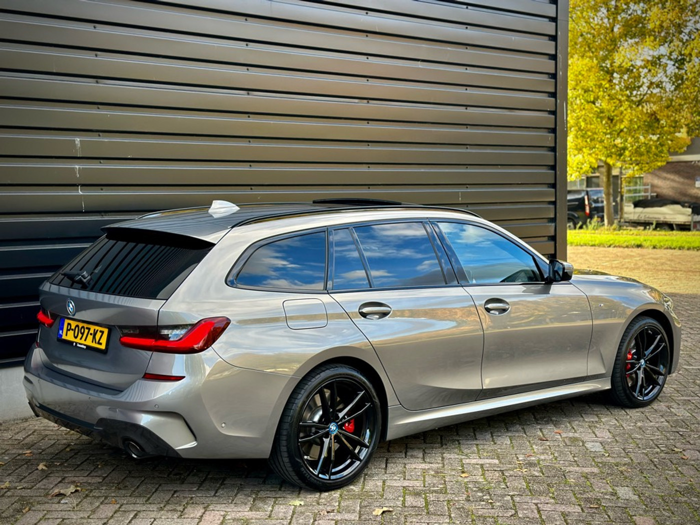 Foto van BMW 330e