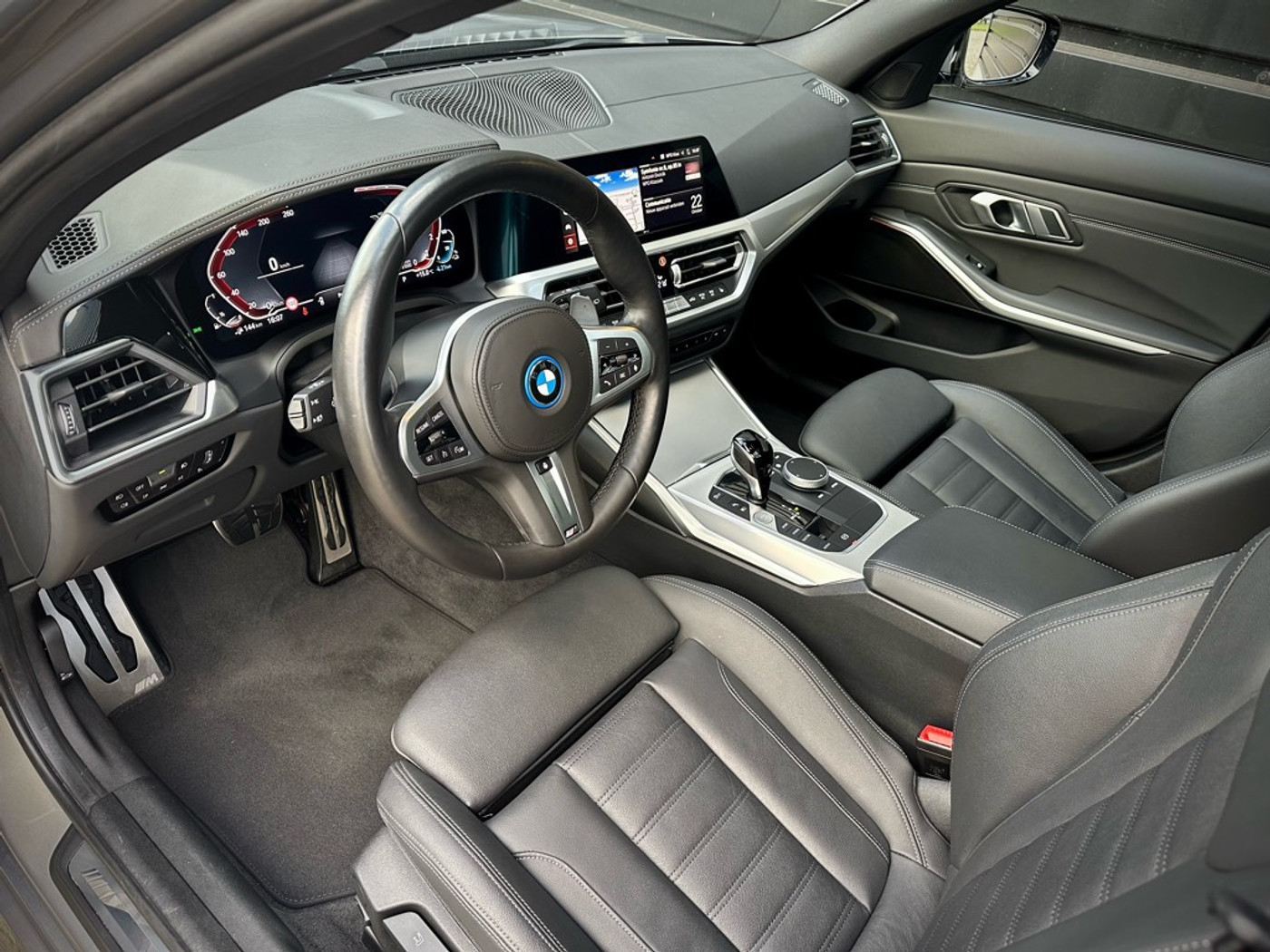 Foto van BMW 330e