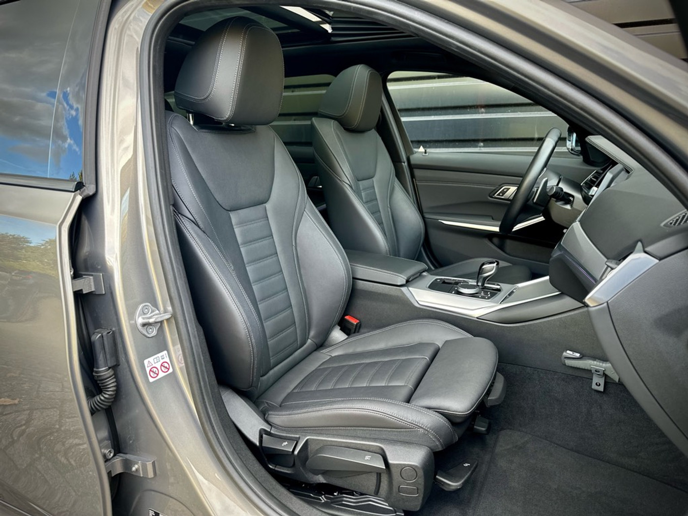 Foto van BMW 330e