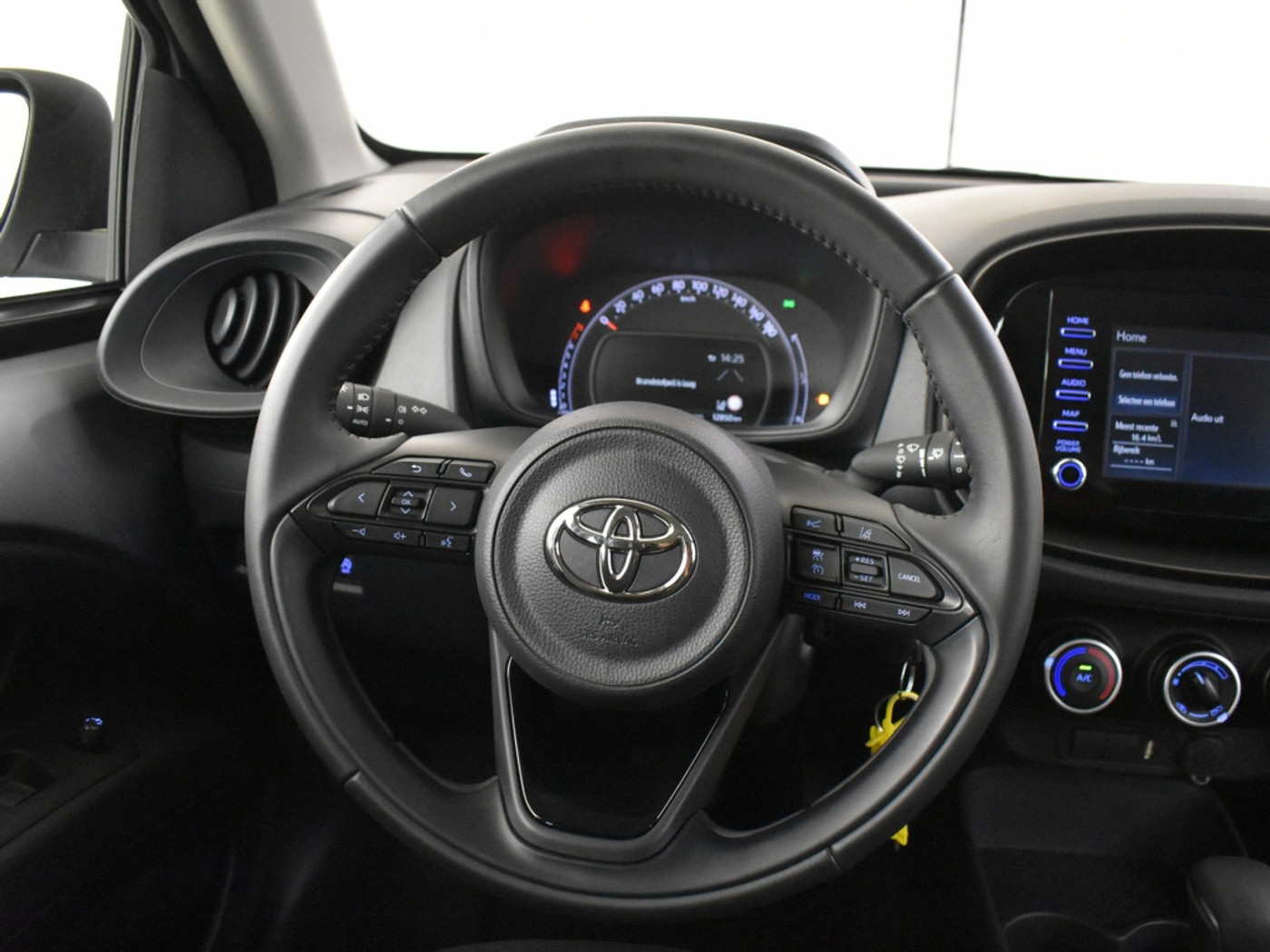 Foto van Toyota Toyota Aygo X