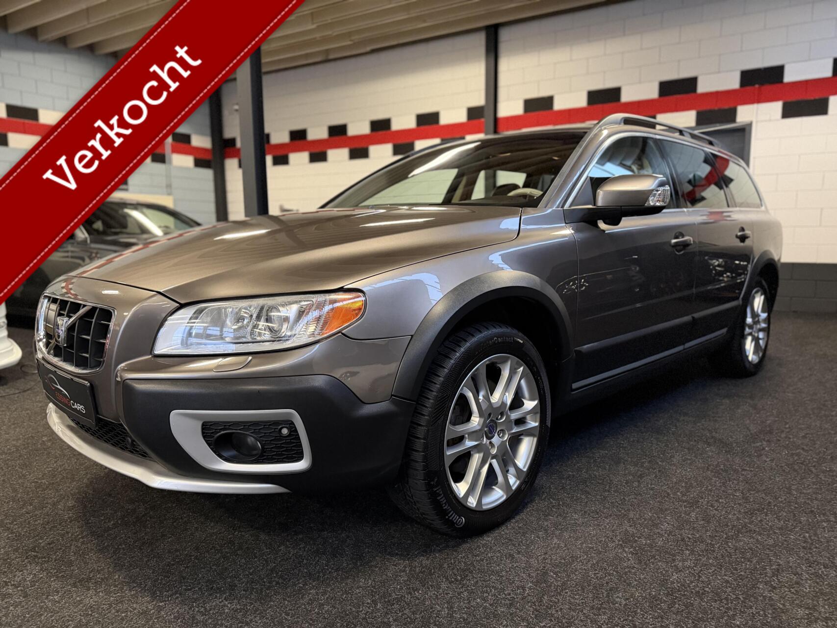 Volvo Xc70 3.2 Momentum 2007 - voorkant