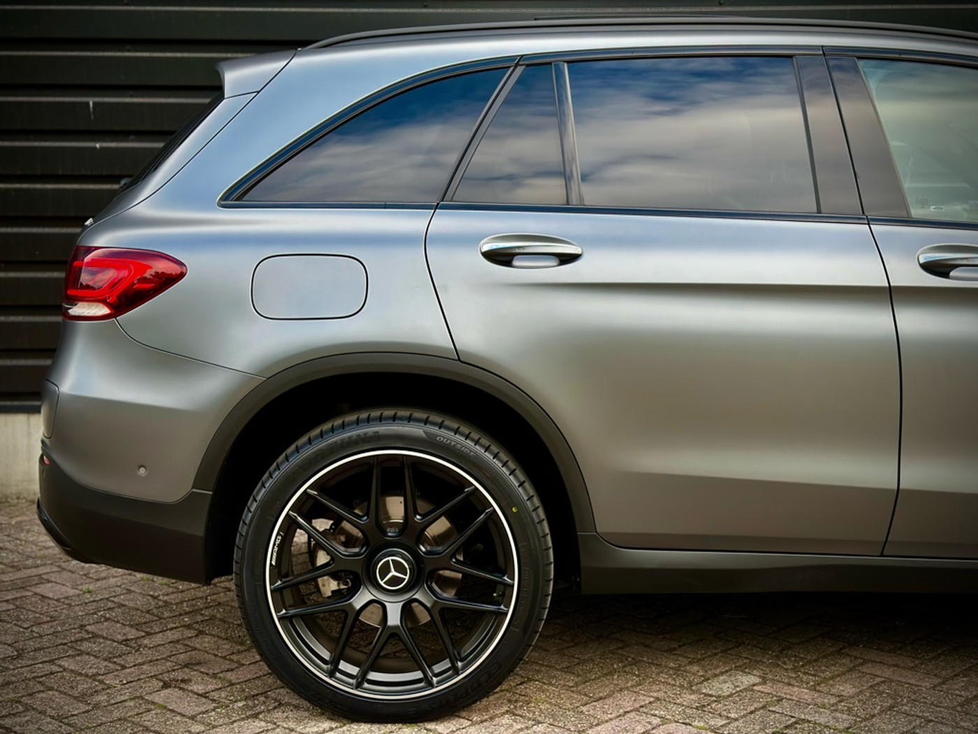 Foto van Mercedes-Benz GLC 300 E 4Matic