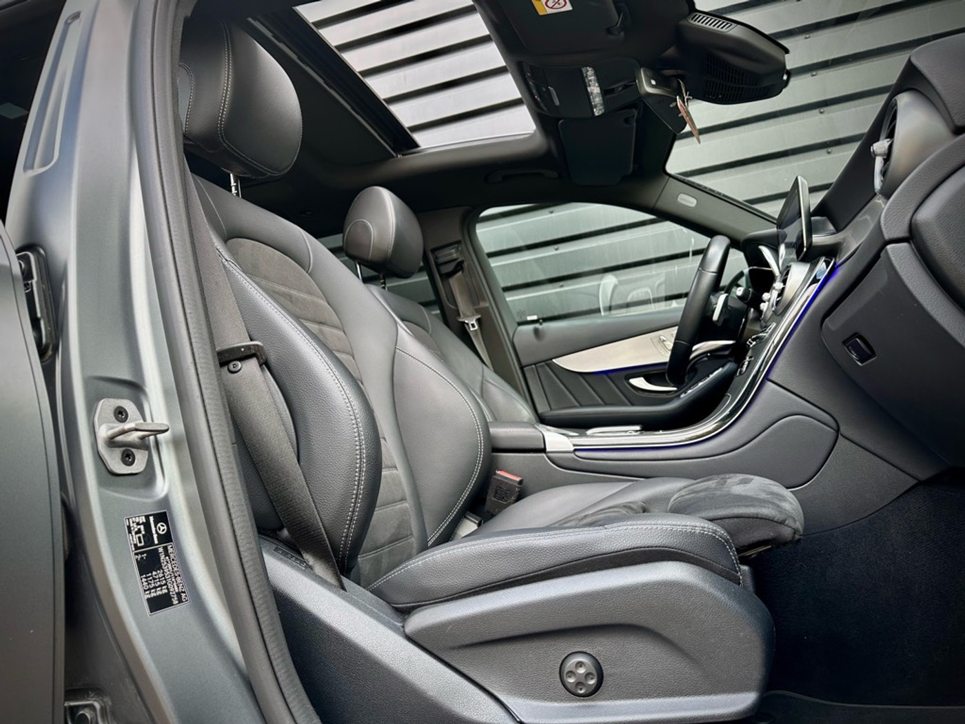 Foto van Mercedes-Benz GLC 300 E 4Matic