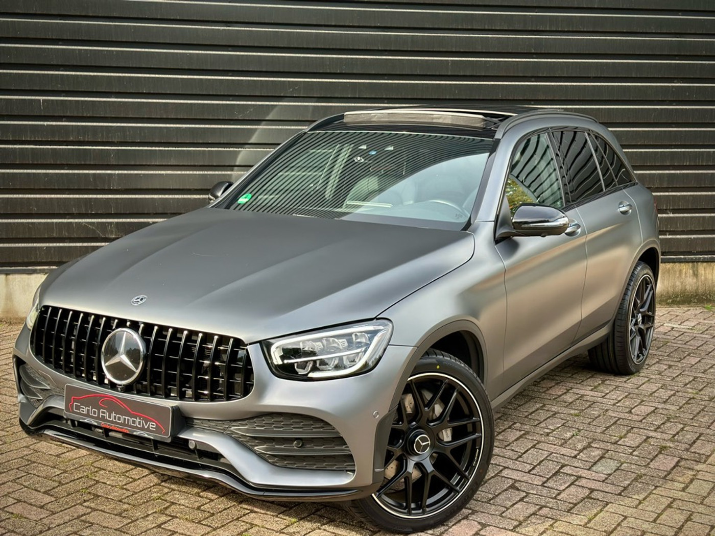 Foto van Mercedes-Benz GLC 300 E 4Matic