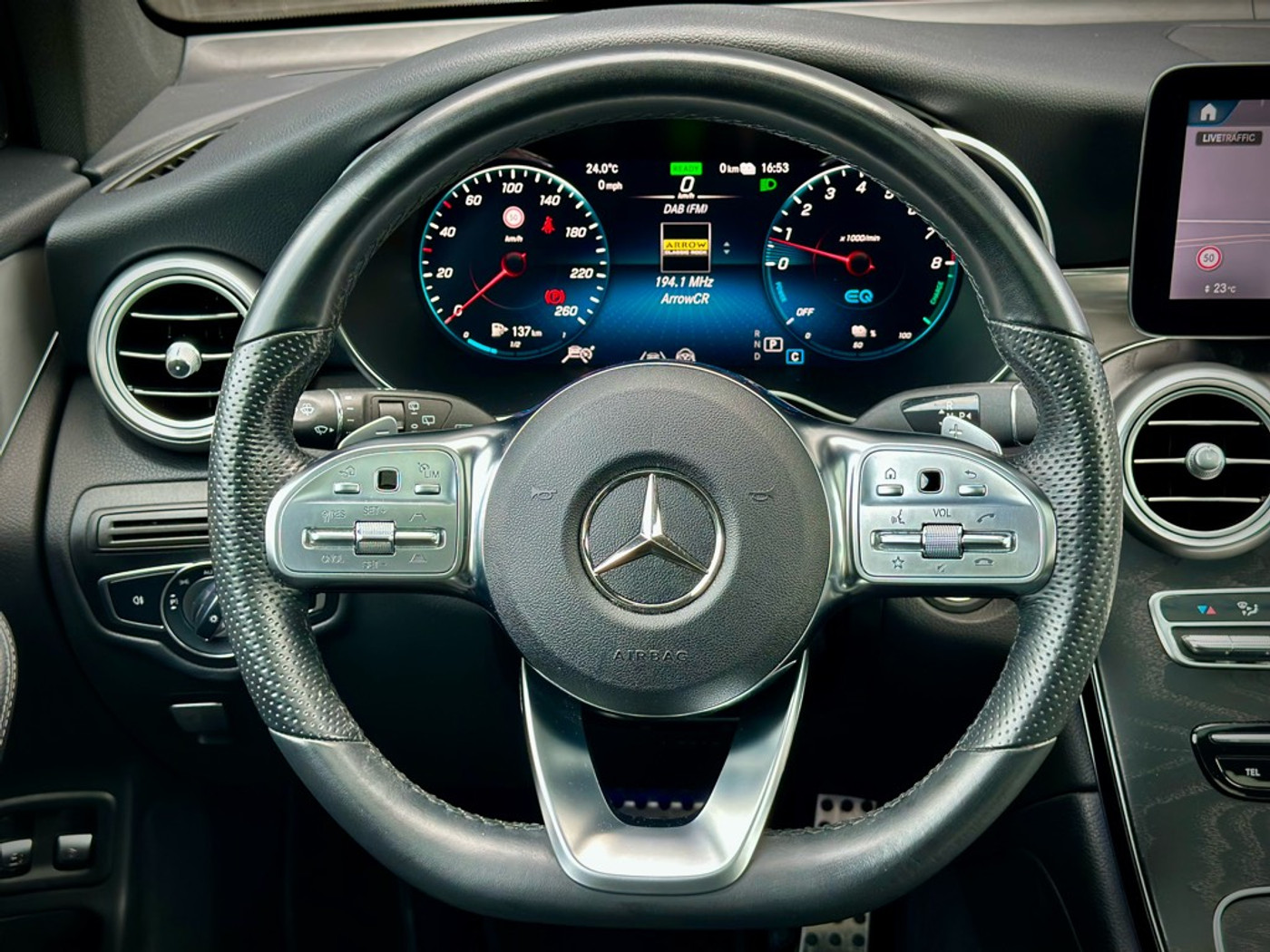 Foto van Mercedes-Benz GLC 300 E 4Matic