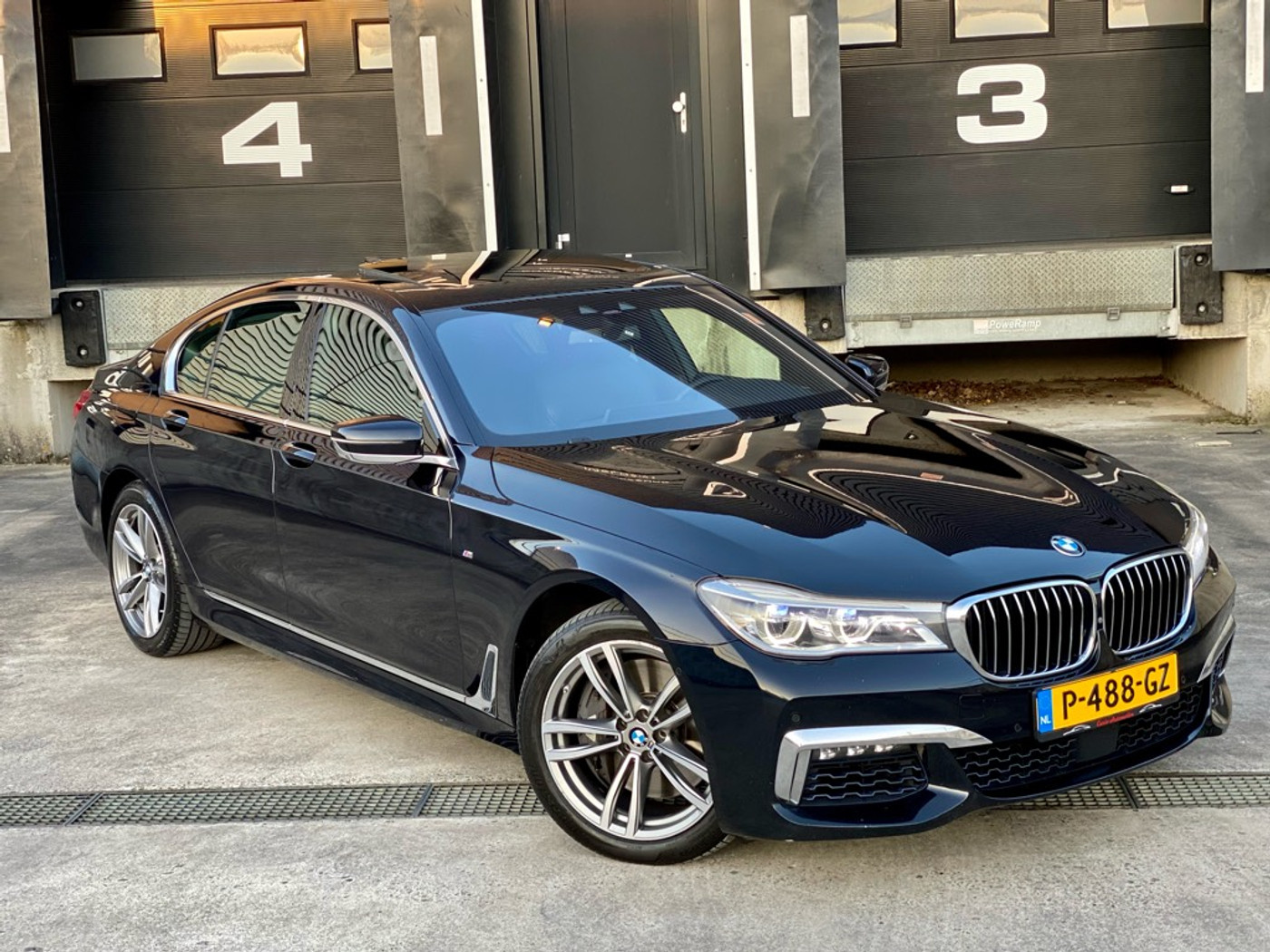 Foto van BMW 750i xDrive