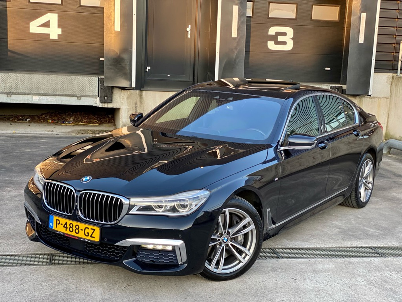 Foto van BMW 750i xDrive