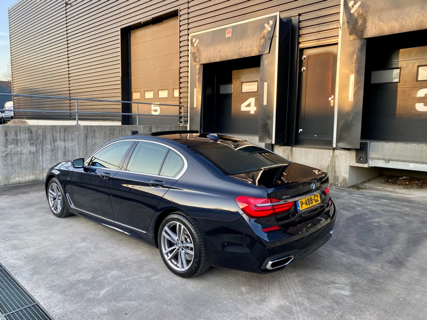 Foto van BMW 750i xDrive