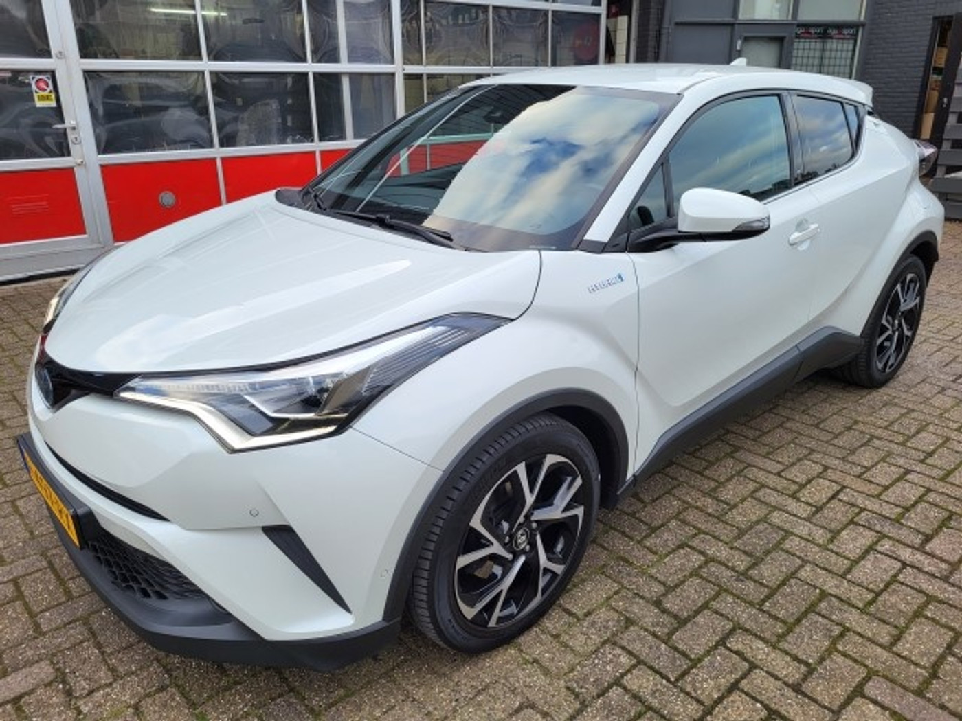 Foto van Toyota C-hr