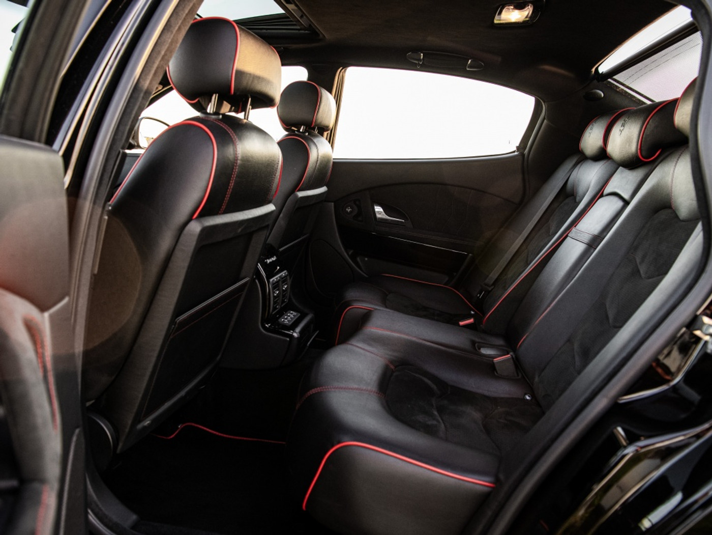 Foto van Maserati Quattroporte Sport GT S