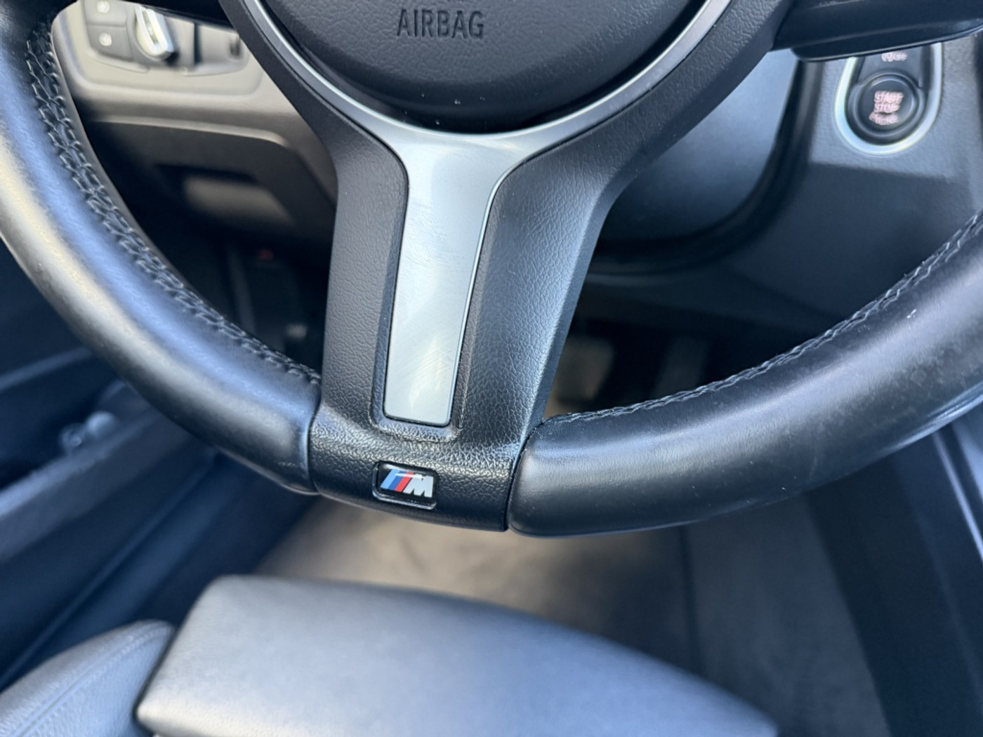 Foto van BMW 330i