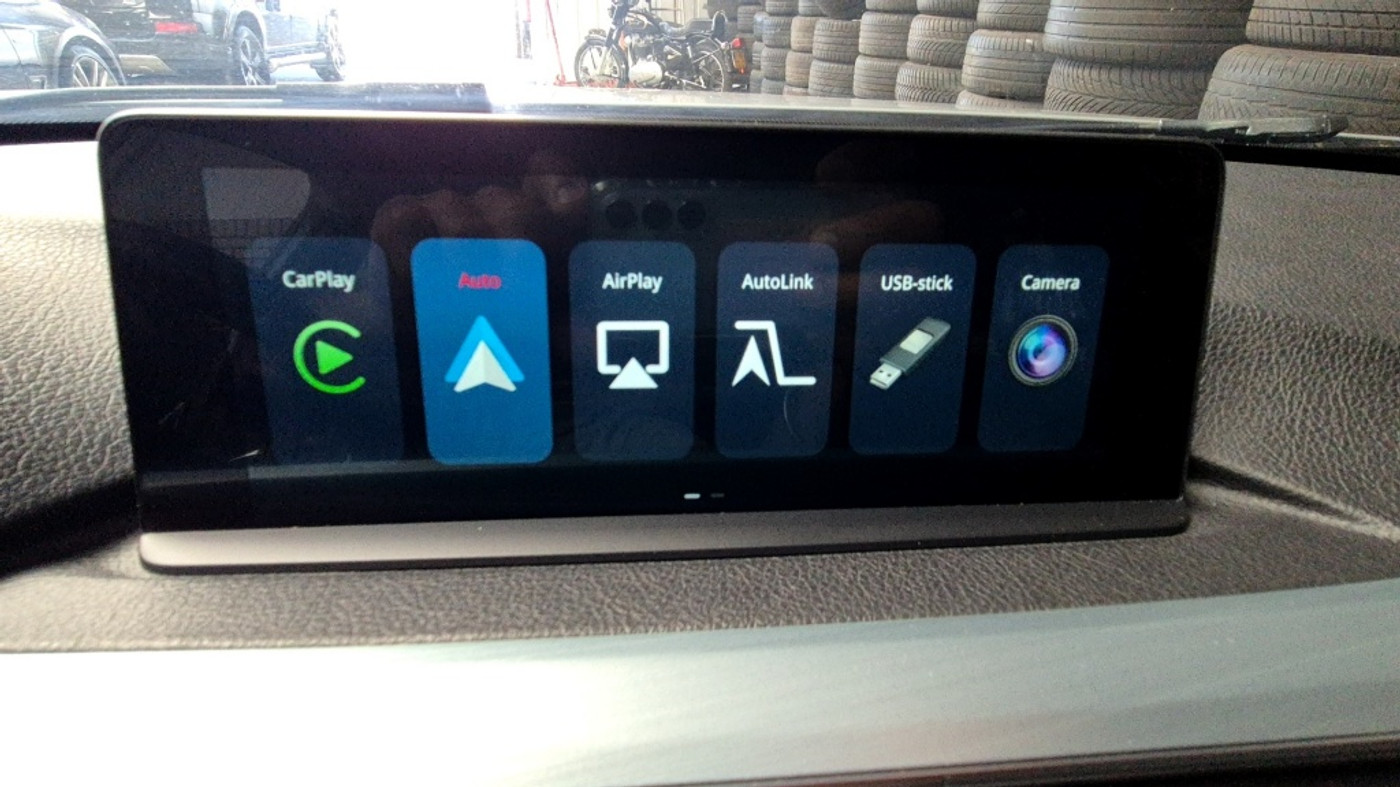 Foto van BMW 330i