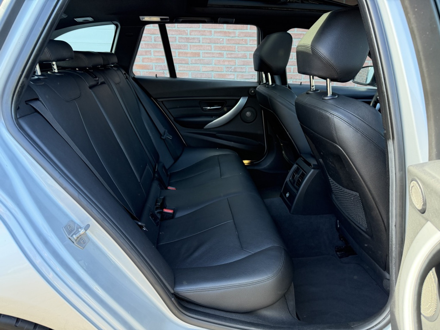 Foto van BMW 330i
