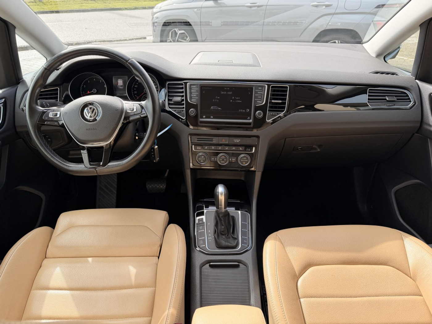 Foto van Volkswagen Golf Sportsvan