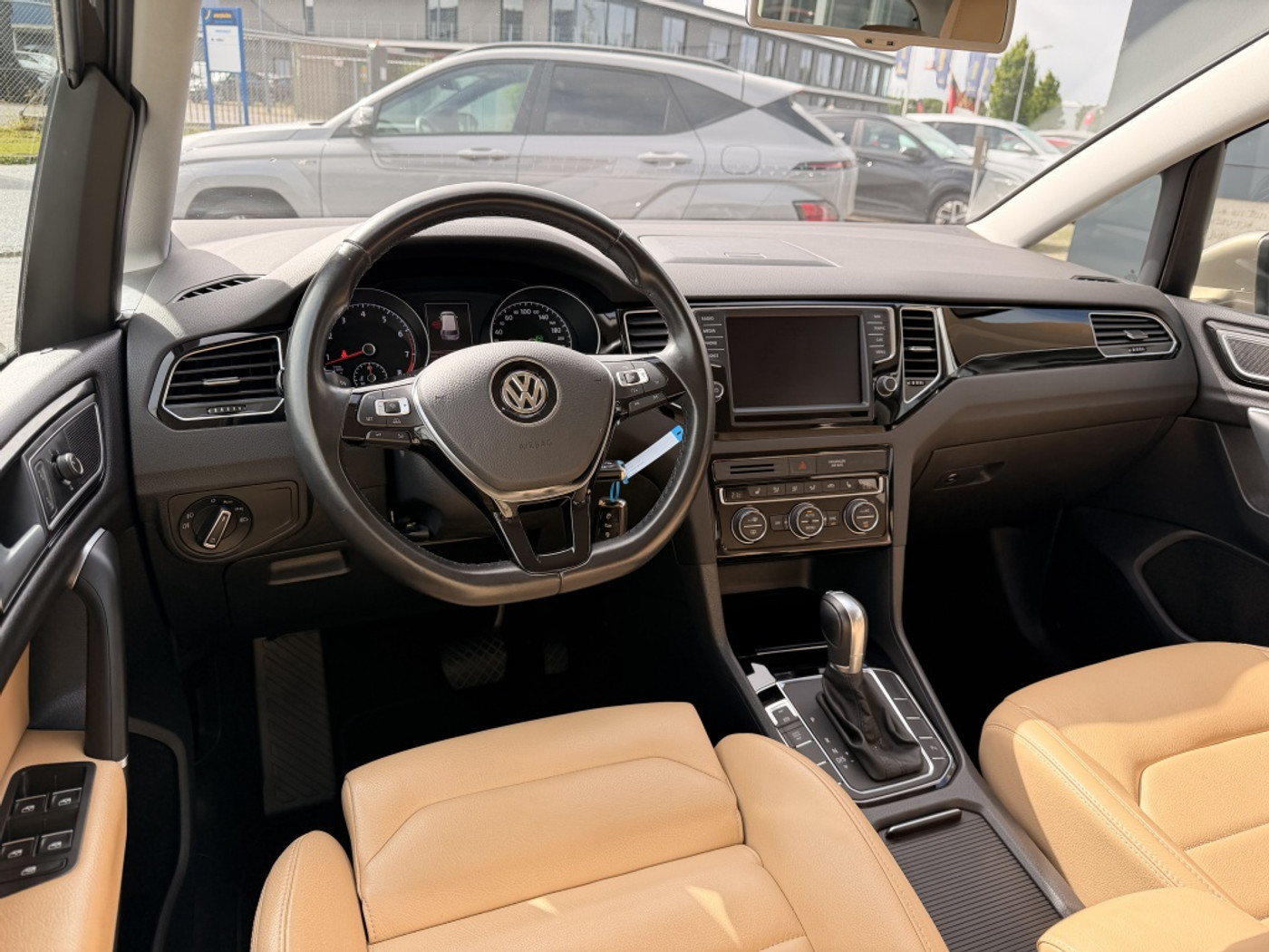 Foto van Volkswagen Golf Sportsvan